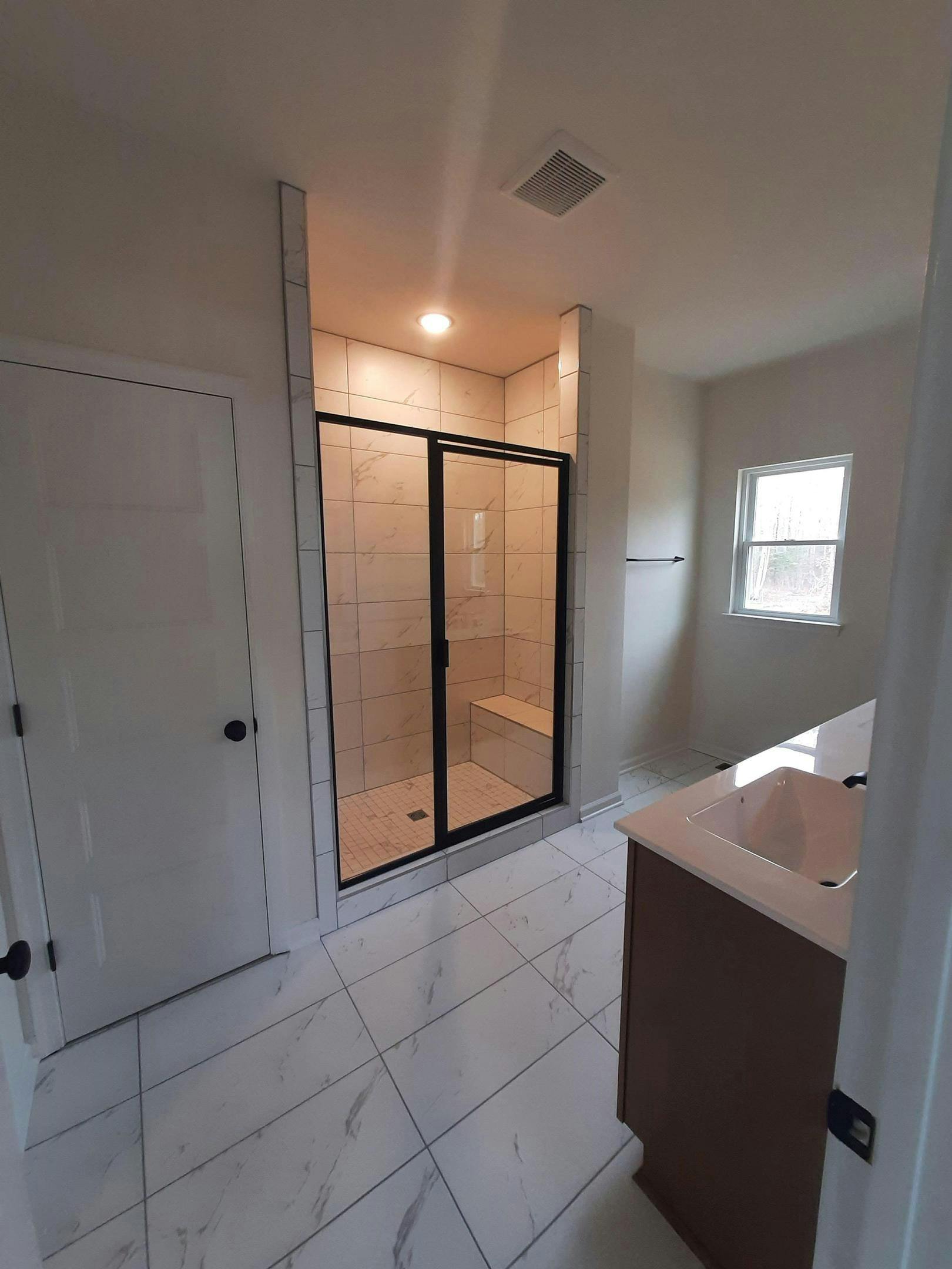 Photo Gallery Image 7