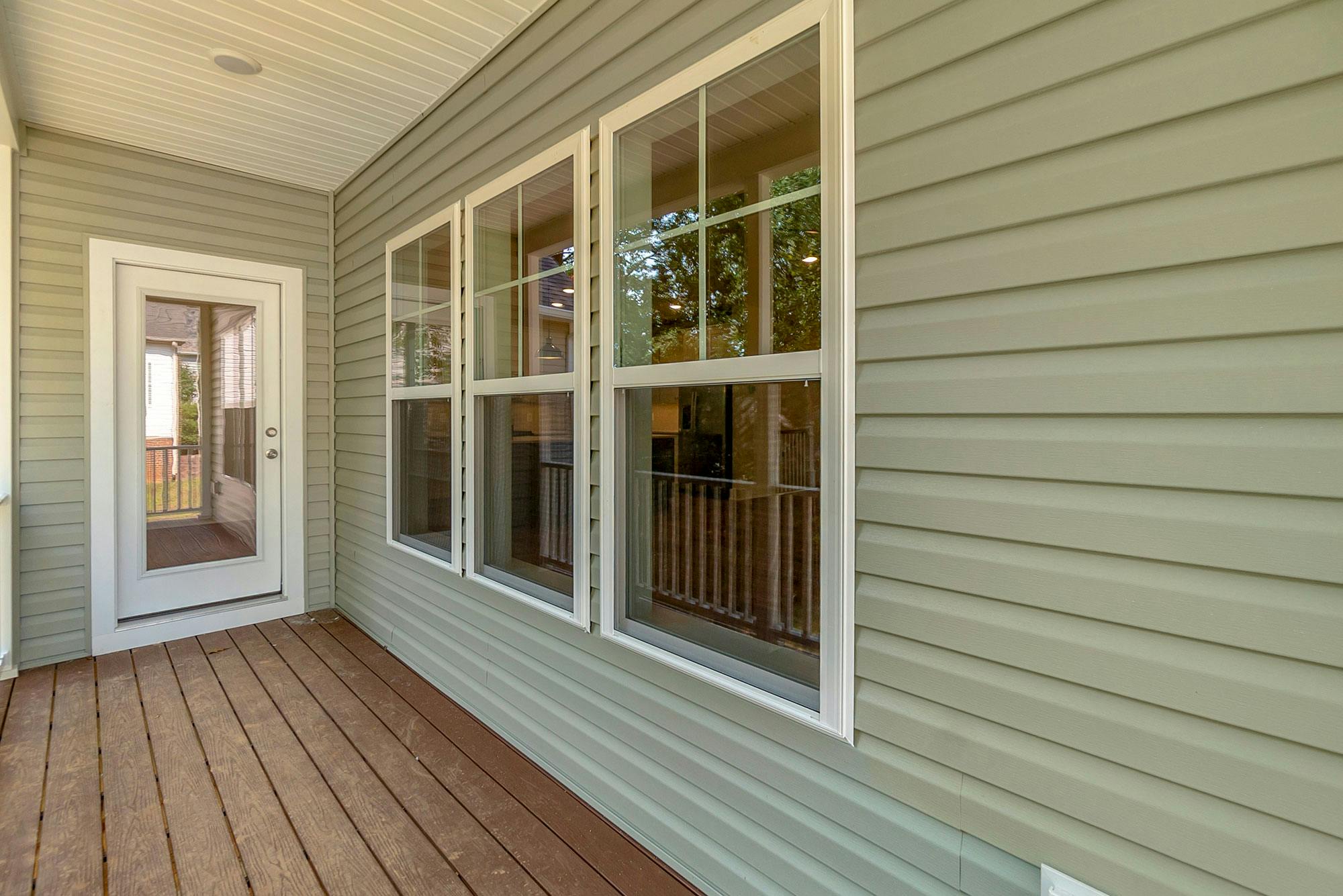 Photo Gallery Image 32