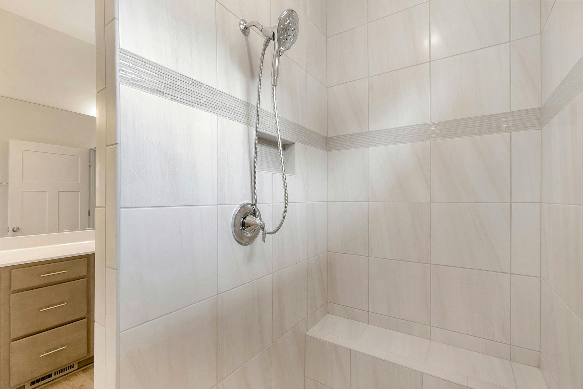 Photo Gallery Image 28