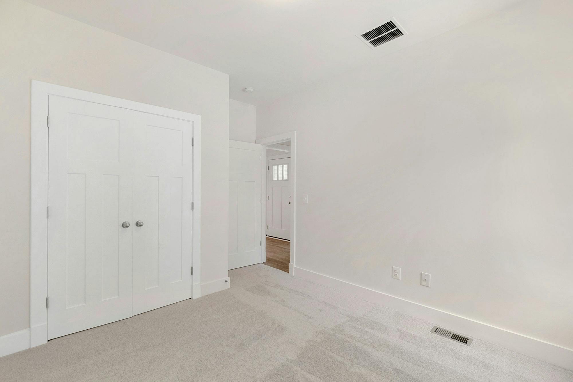 Photo Gallery Image 16