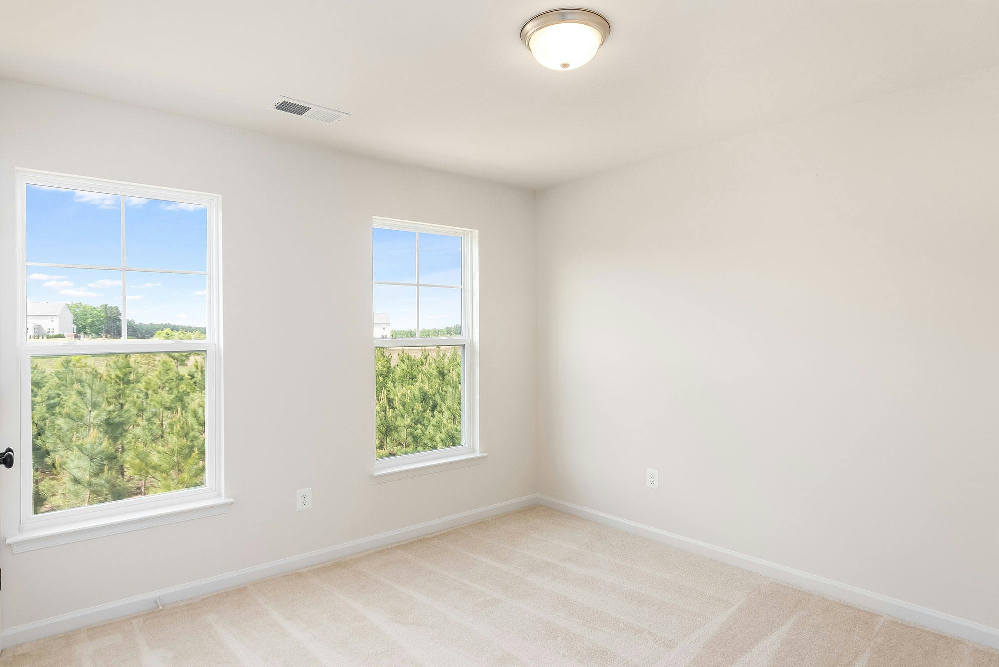 Photo Gallery Image 6