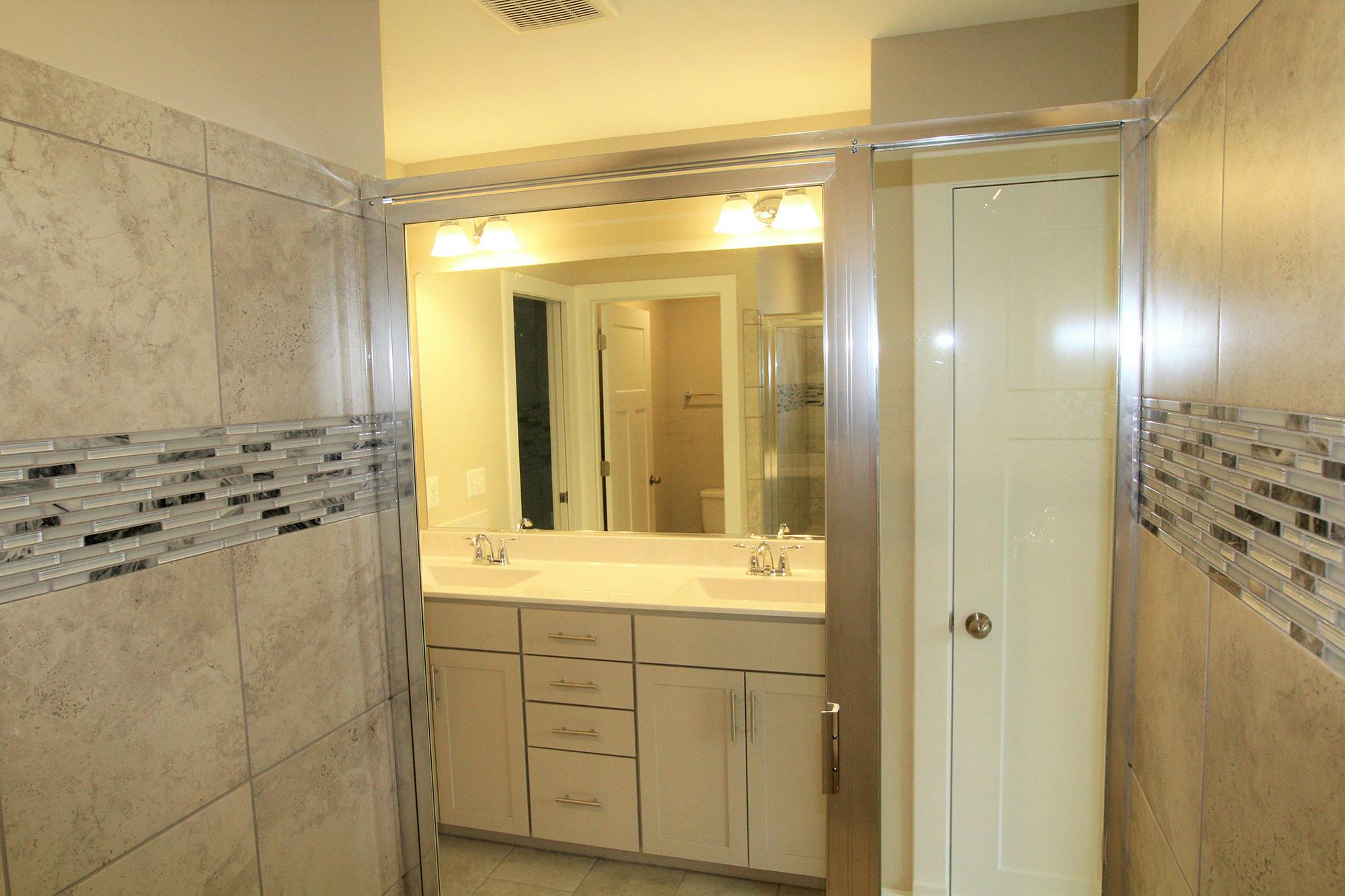 Photo Gallery Image 34