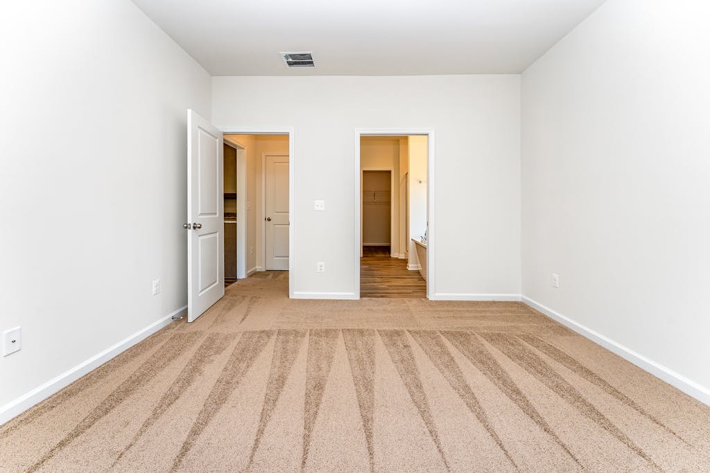 Photo Gallery Image 14