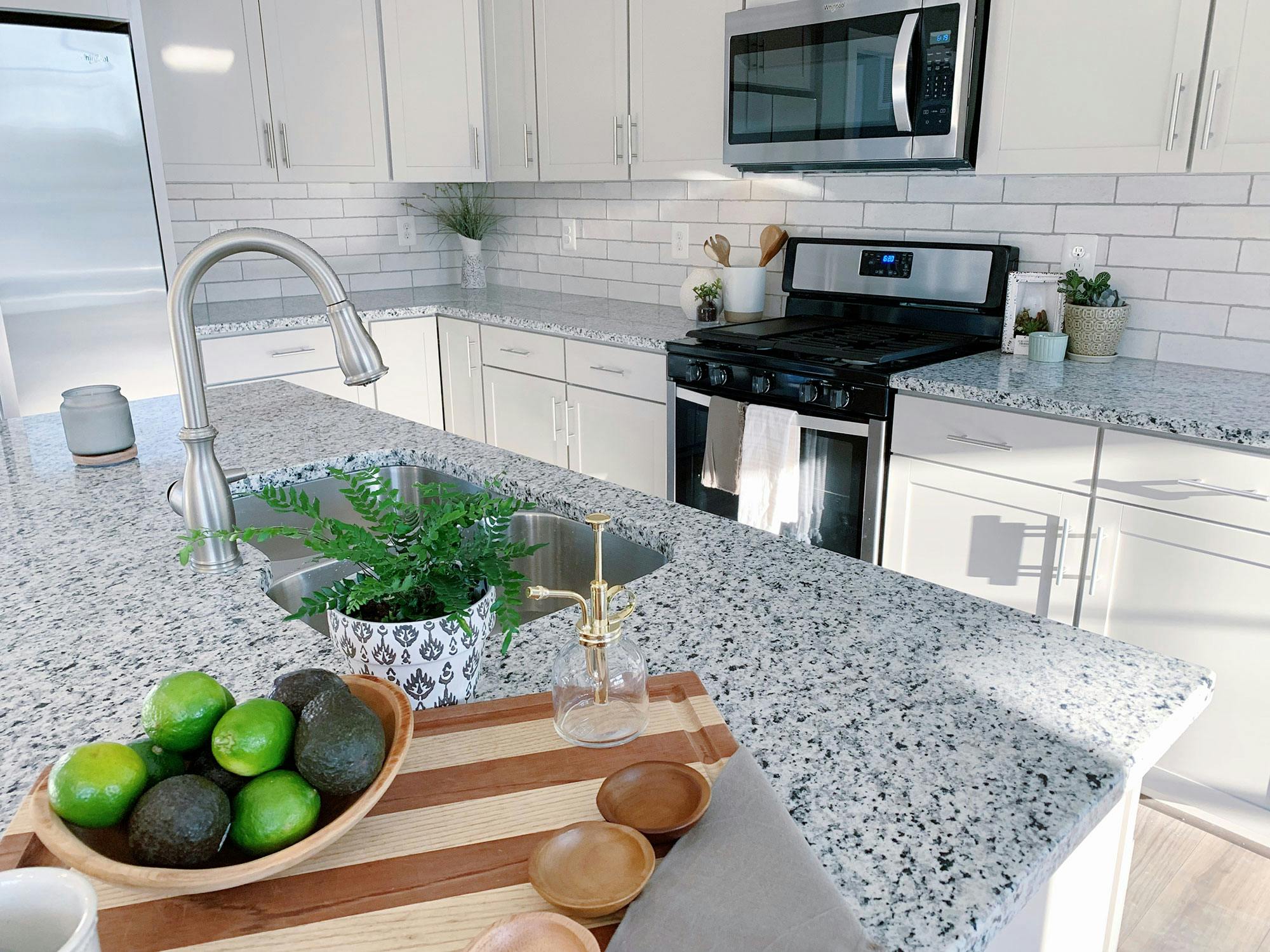 Photo Gallery Image 31