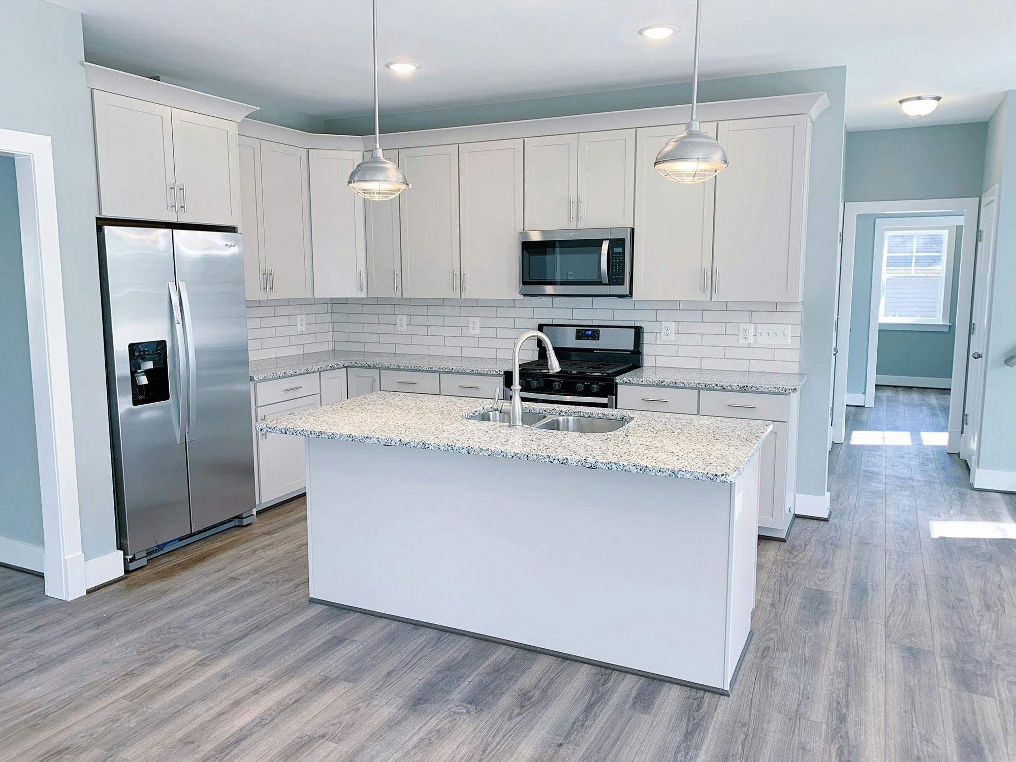 Photo Gallery Image 13