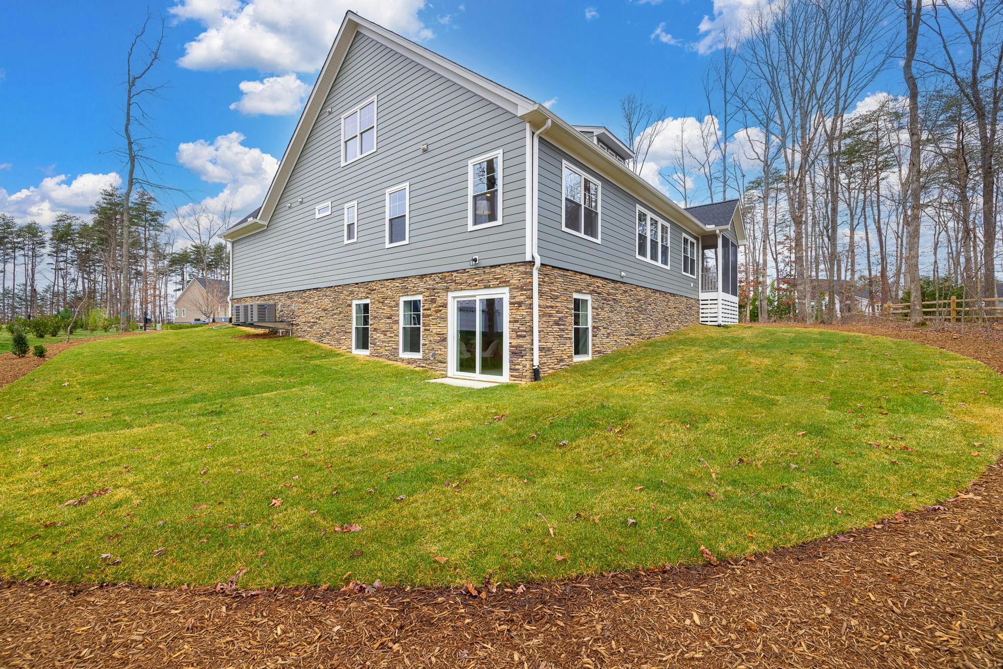 Photo Gallery Image 34