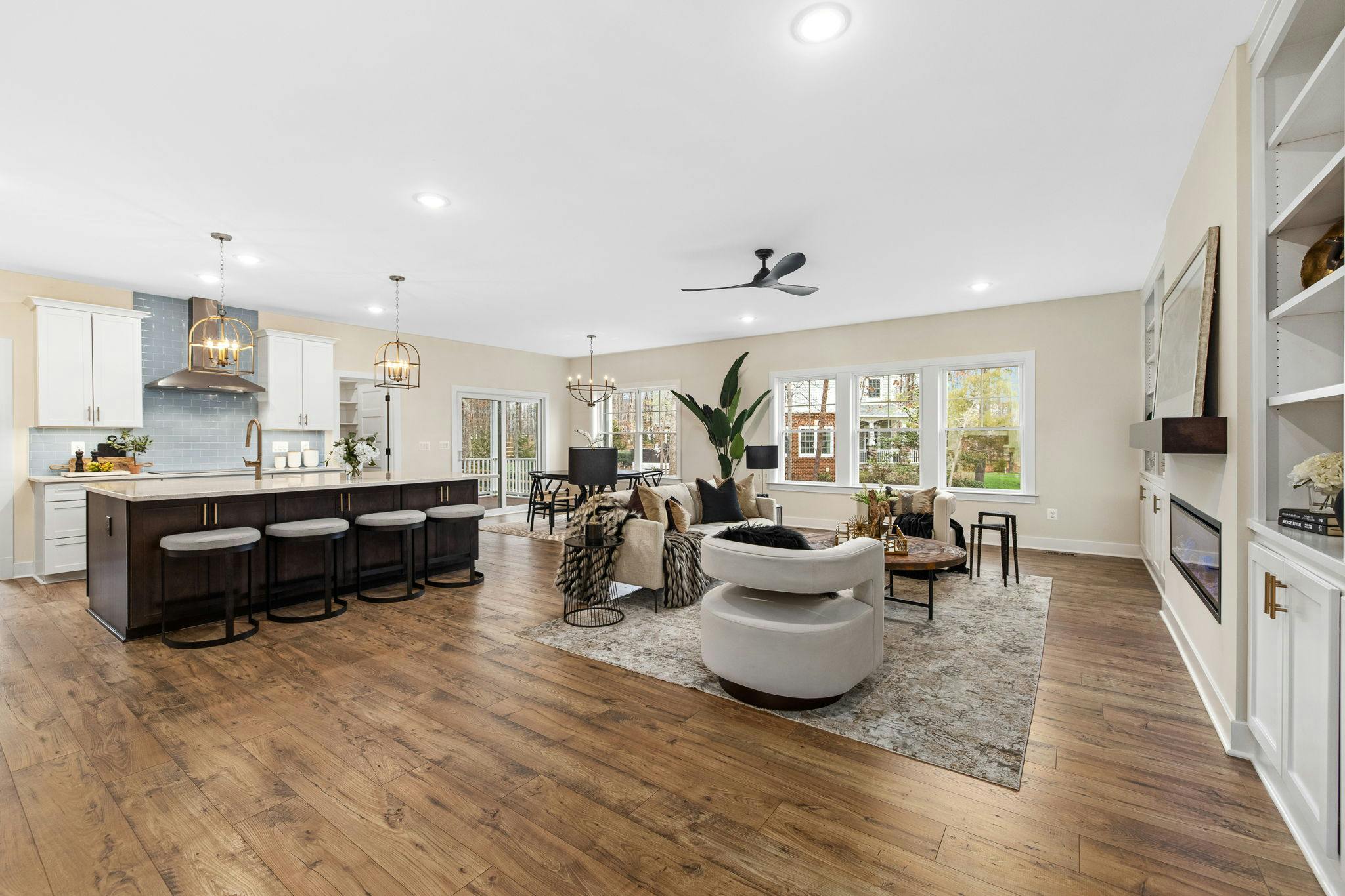 Photo Gallery Image 20