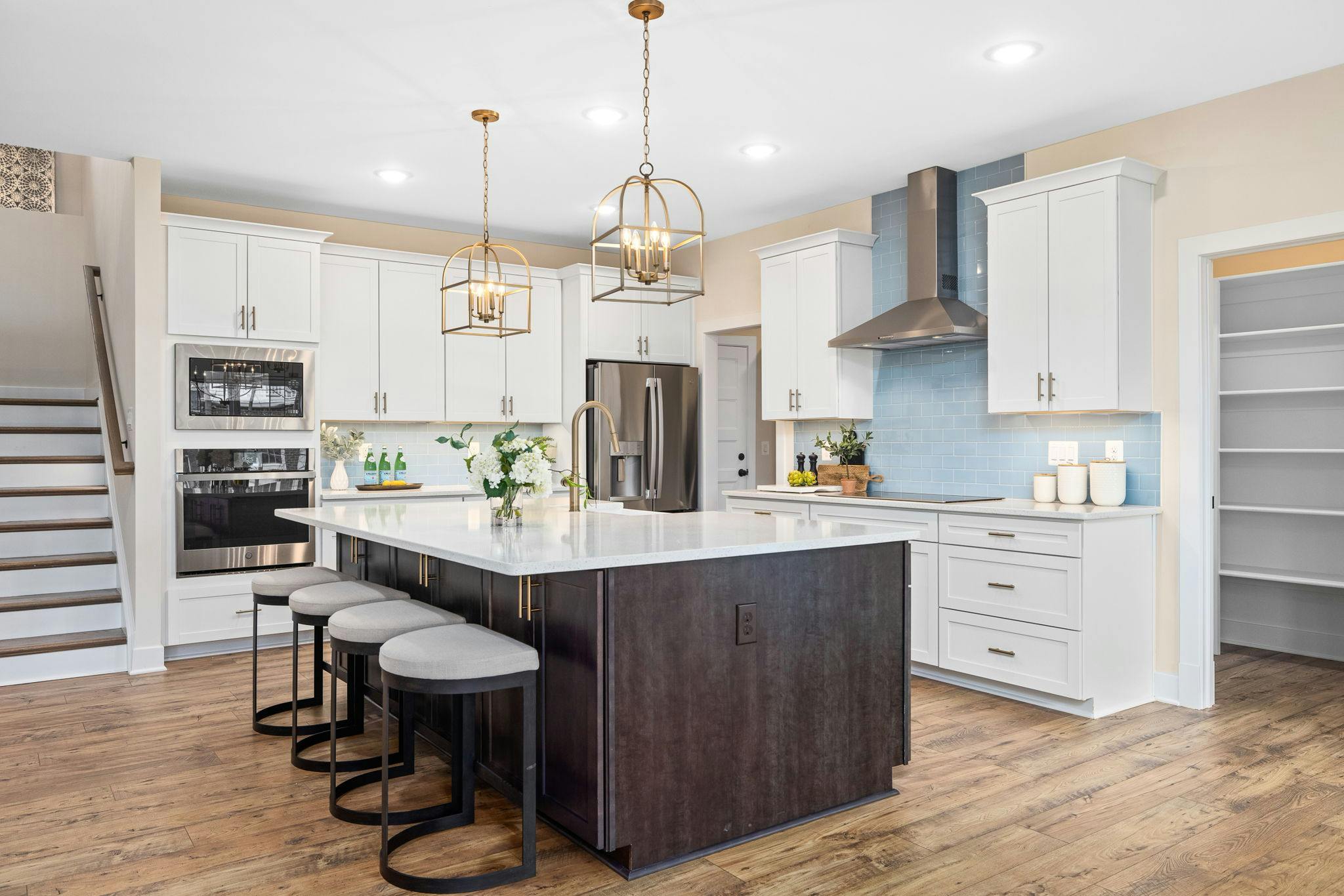 Photo Gallery Image 18