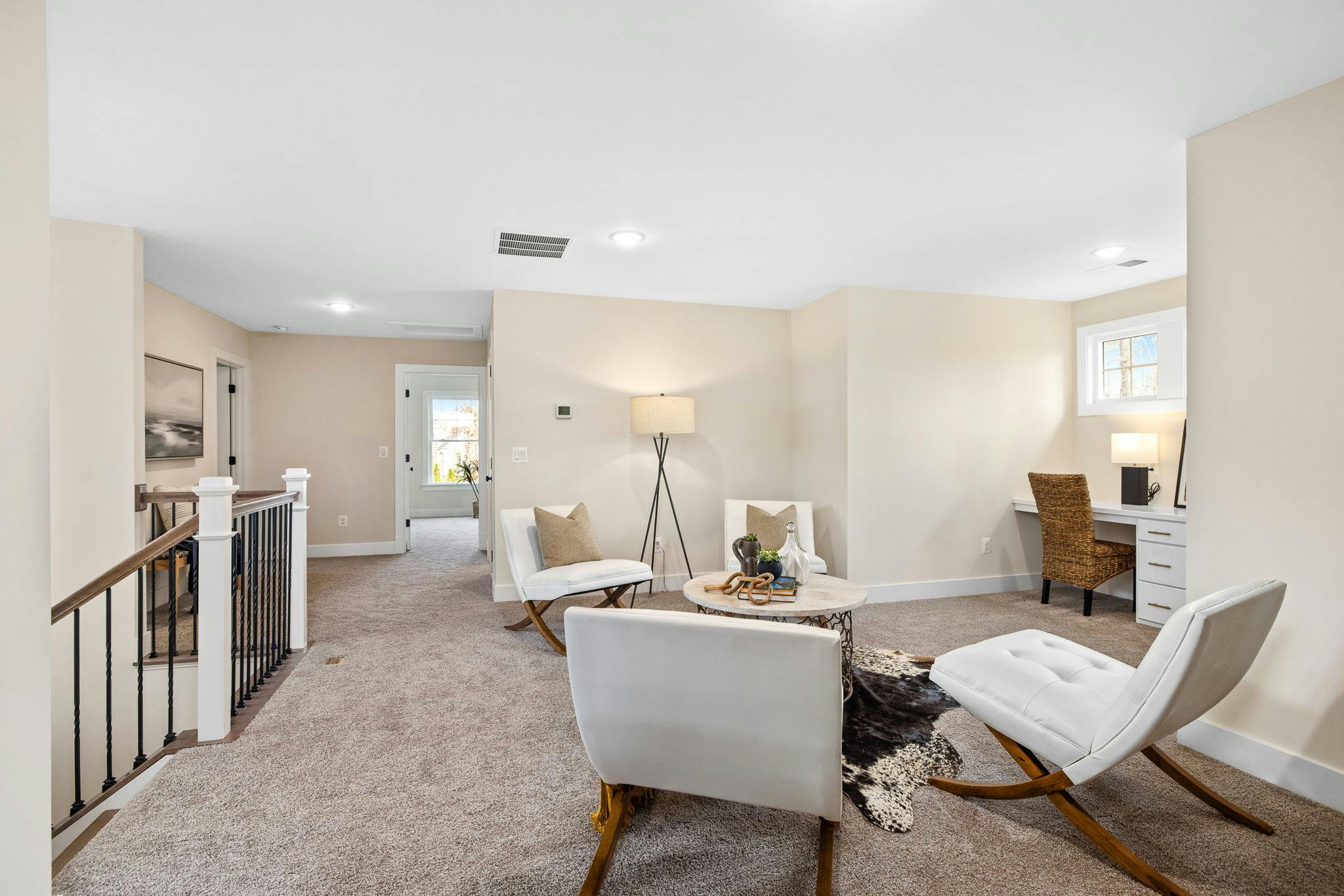 Photo Gallery Image 1