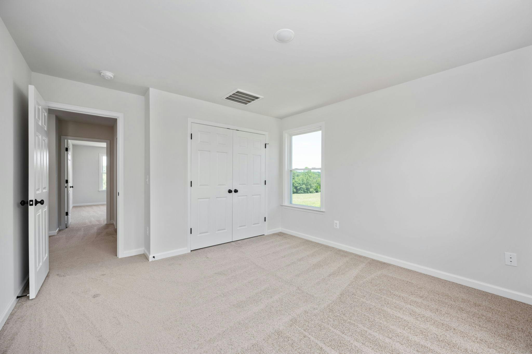 Photo Gallery Image 82