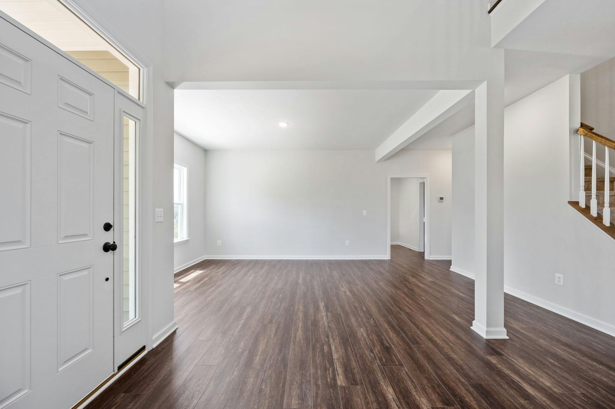 Photo Gallery Image 79