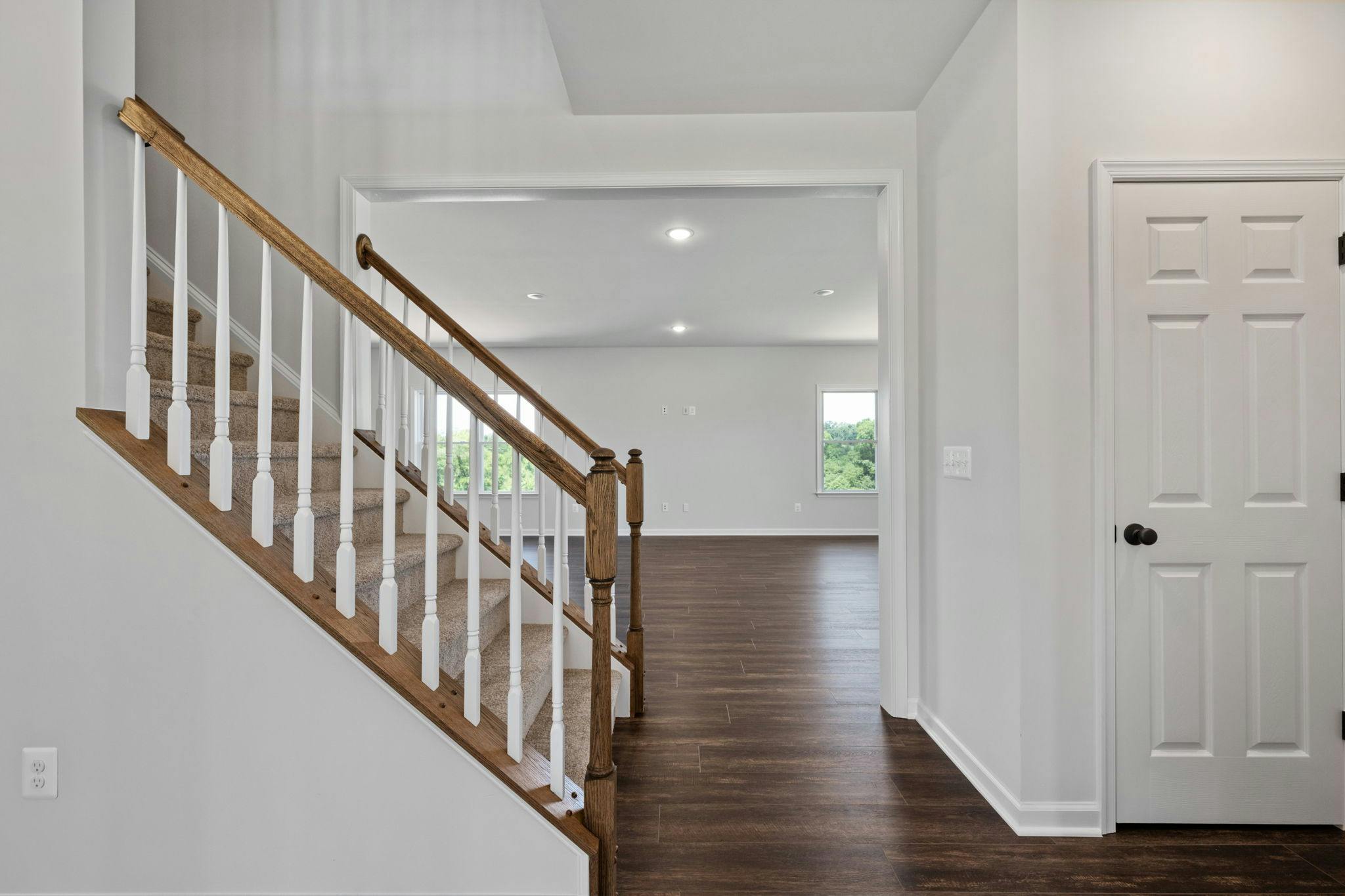 Photo Gallery Image 73