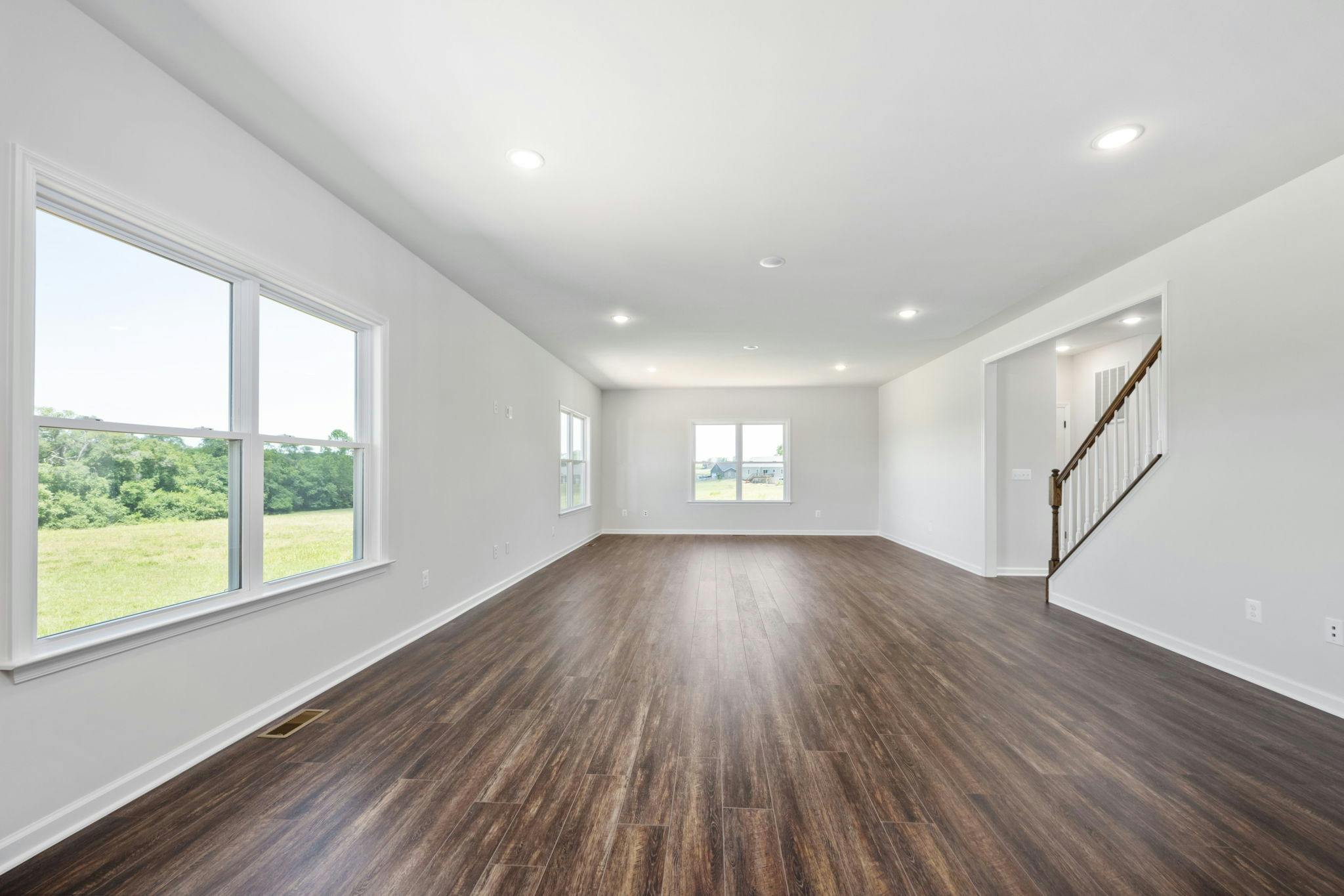 Photo Gallery Image 65