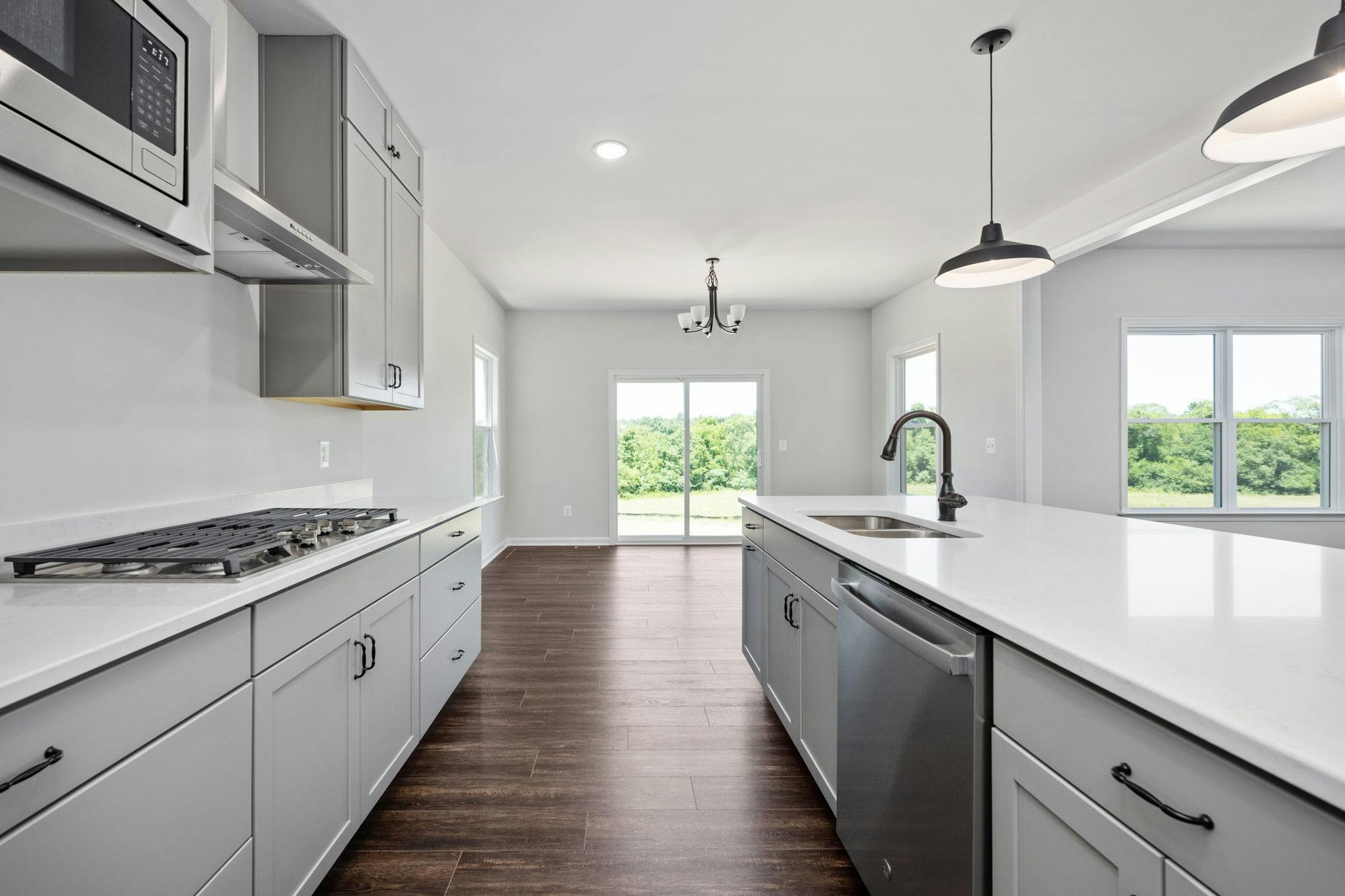 Photo Gallery Image 59