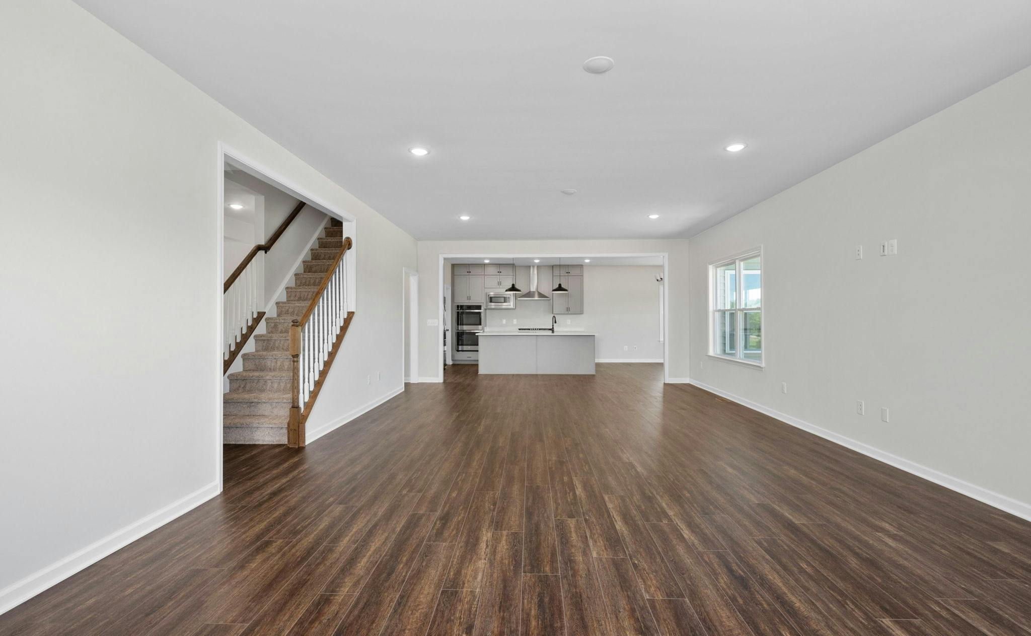 Photo Gallery Image 48