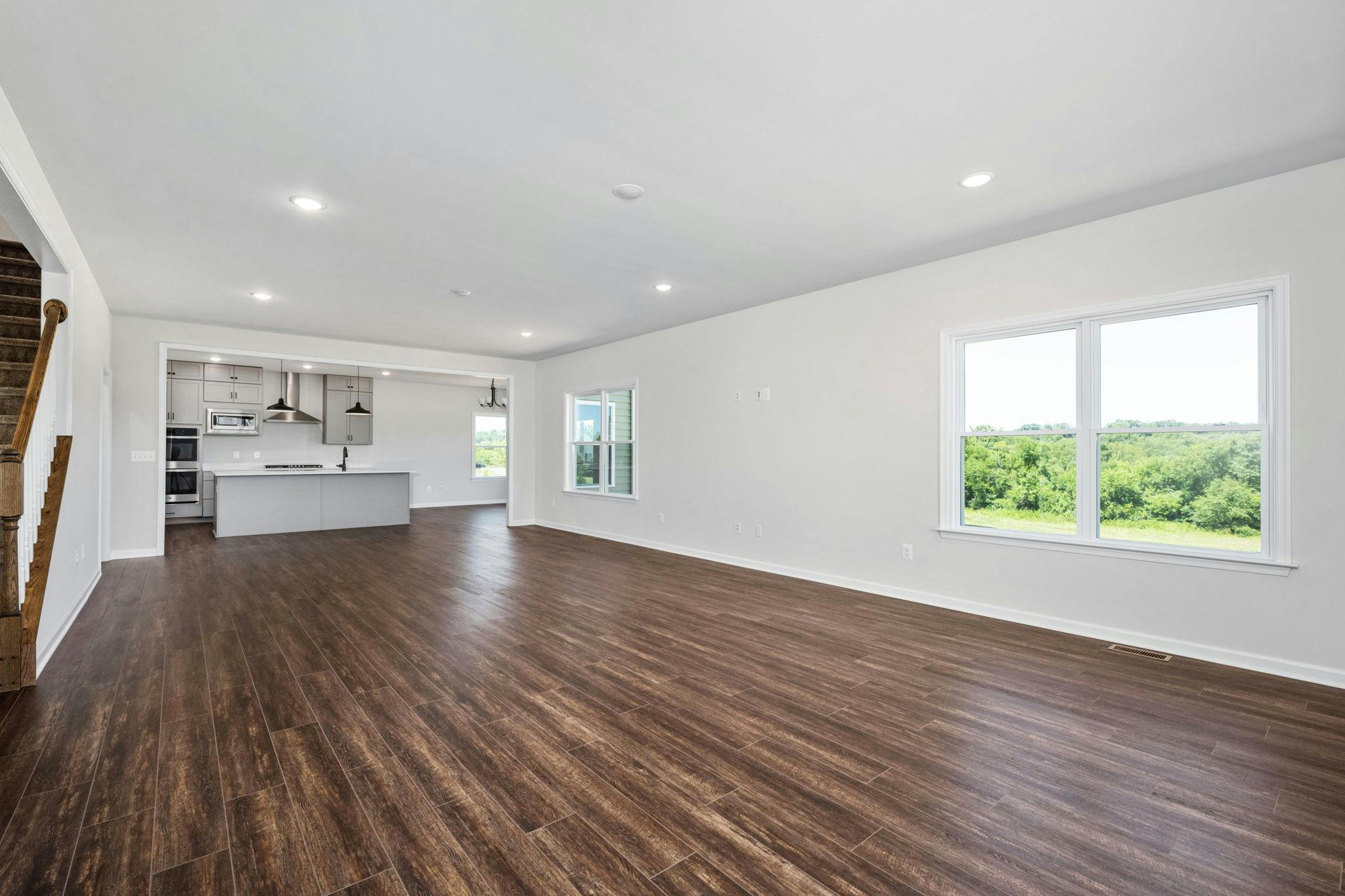 Photo Gallery Image 45