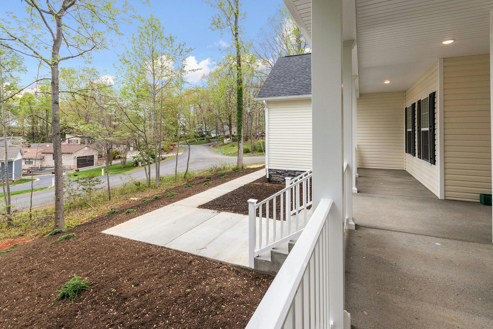 Photo Gallery Image 25