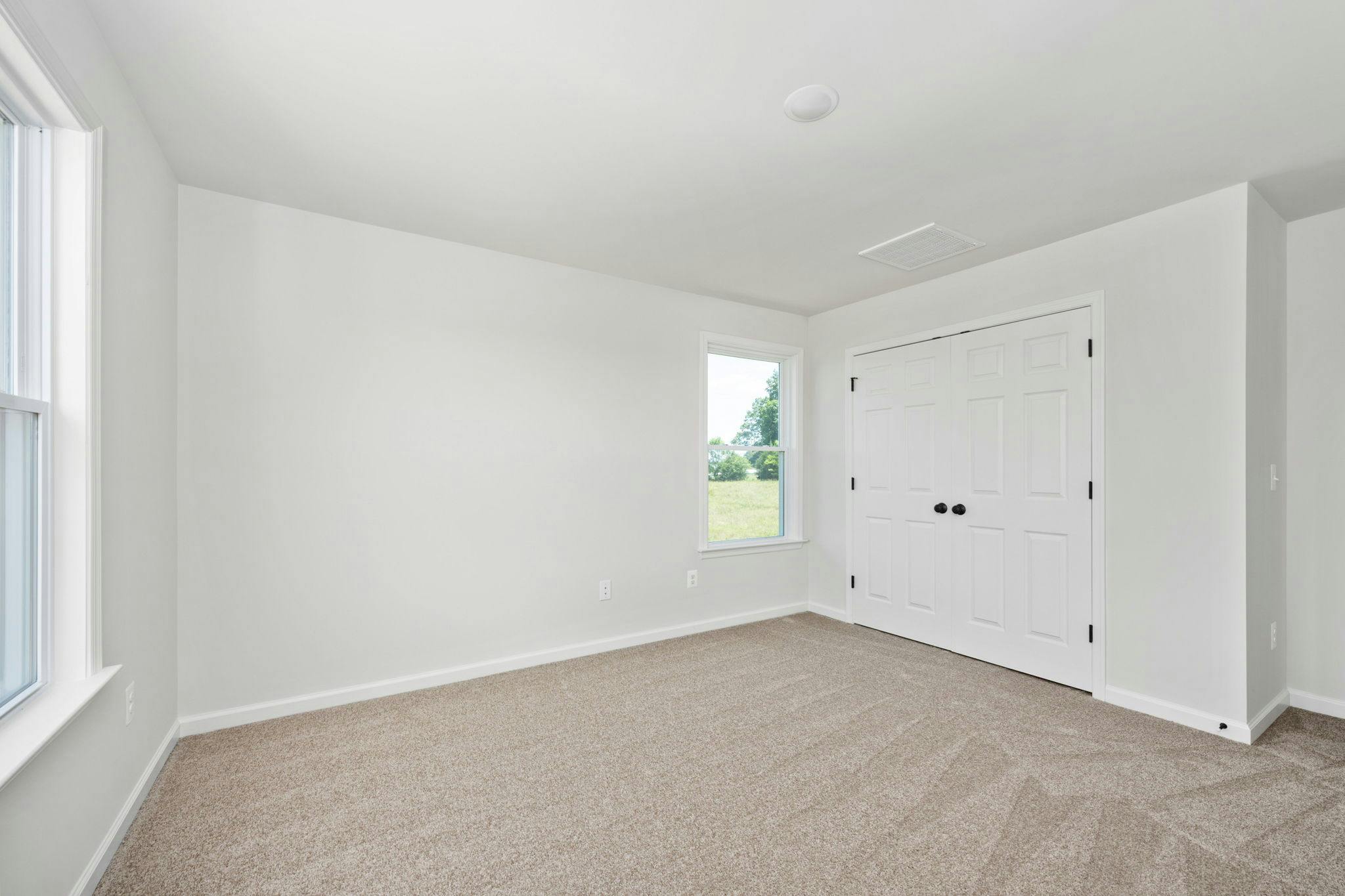 Photo Gallery Image 18