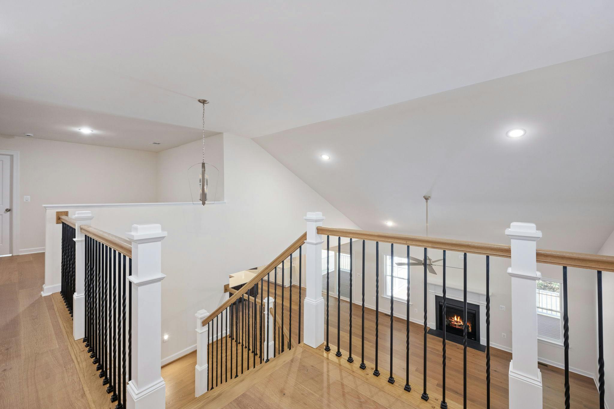 Photo Gallery Image 26