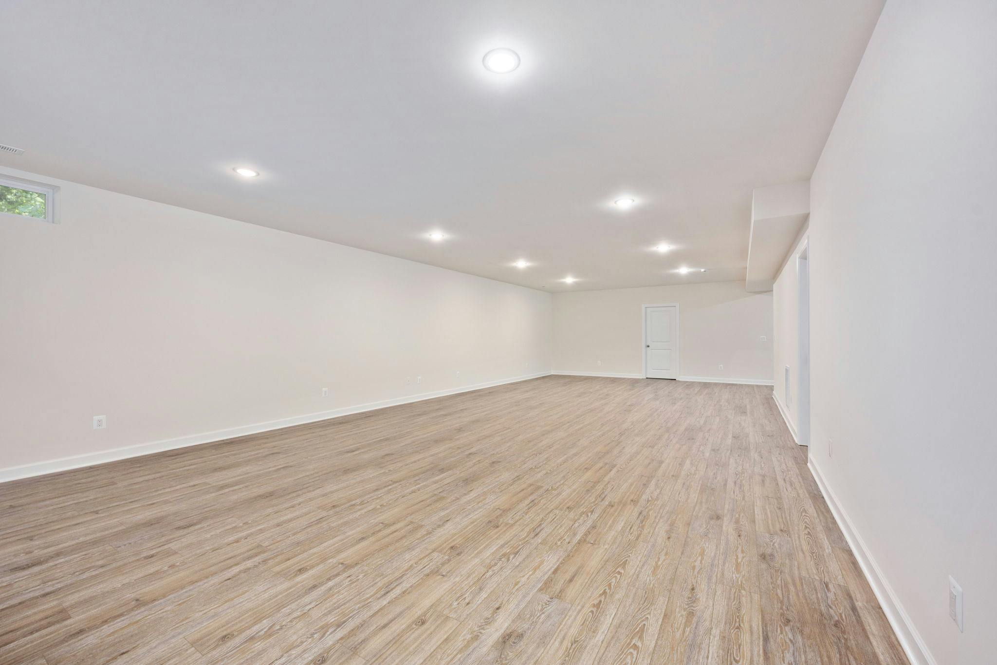 Photo Gallery Image 25