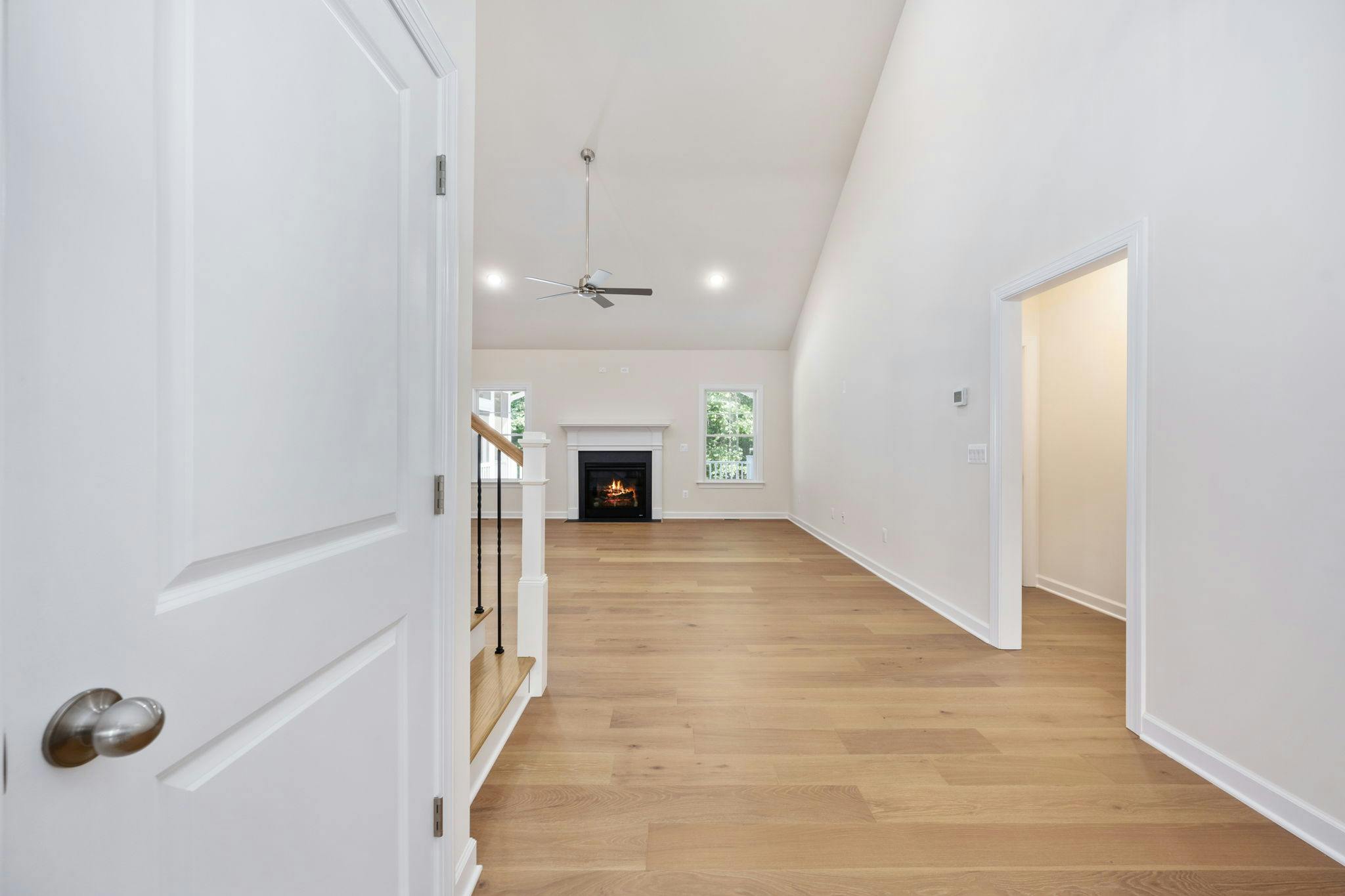 Photo Gallery Image 19