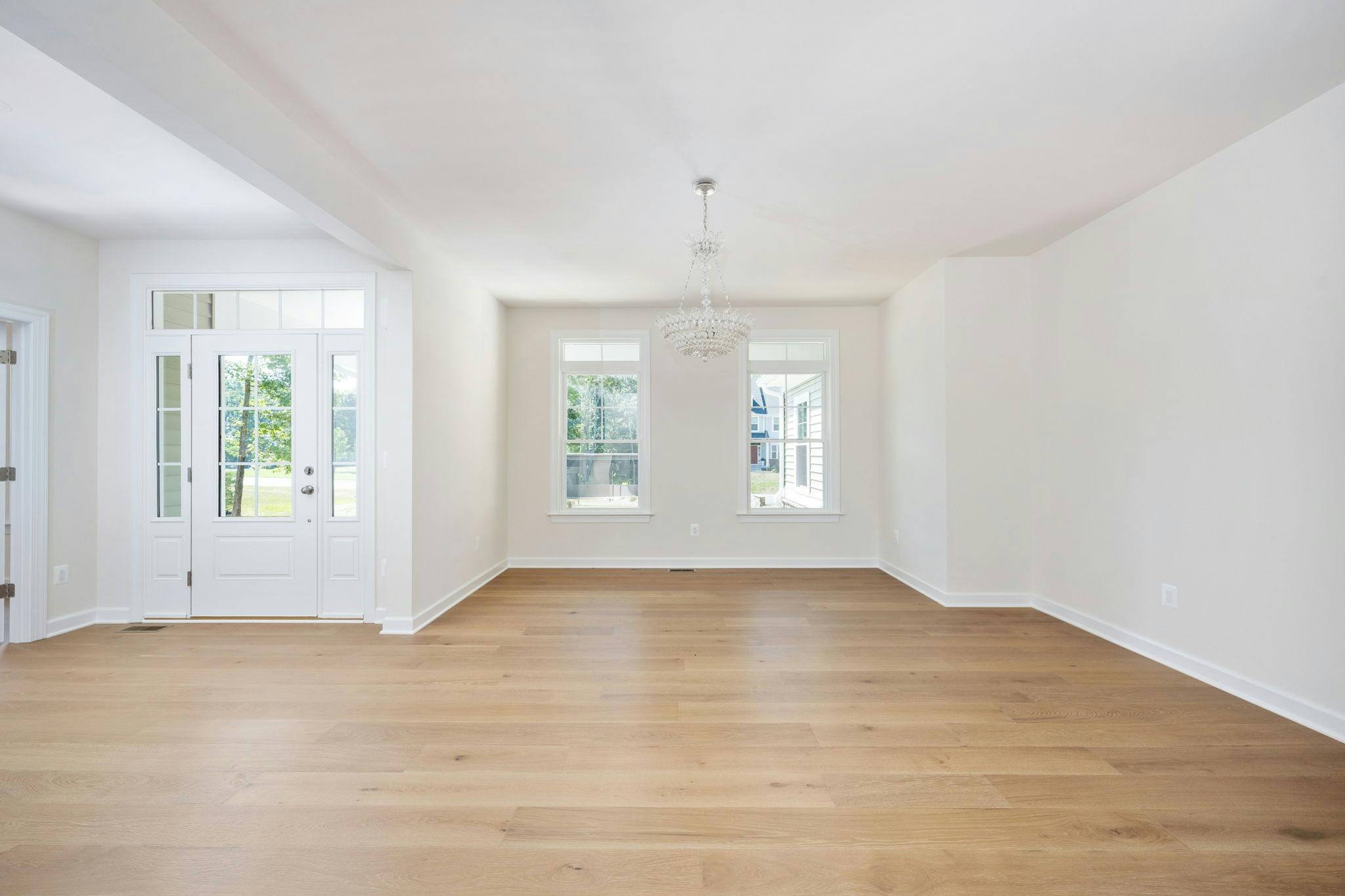 Photo Gallery Image 18