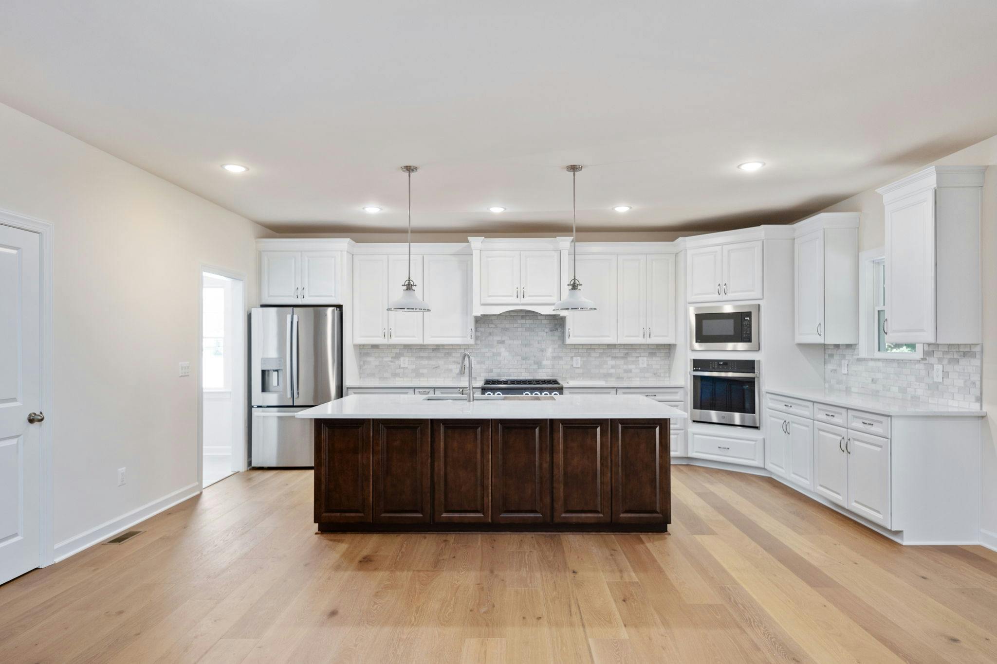 Photo Gallery Image 11