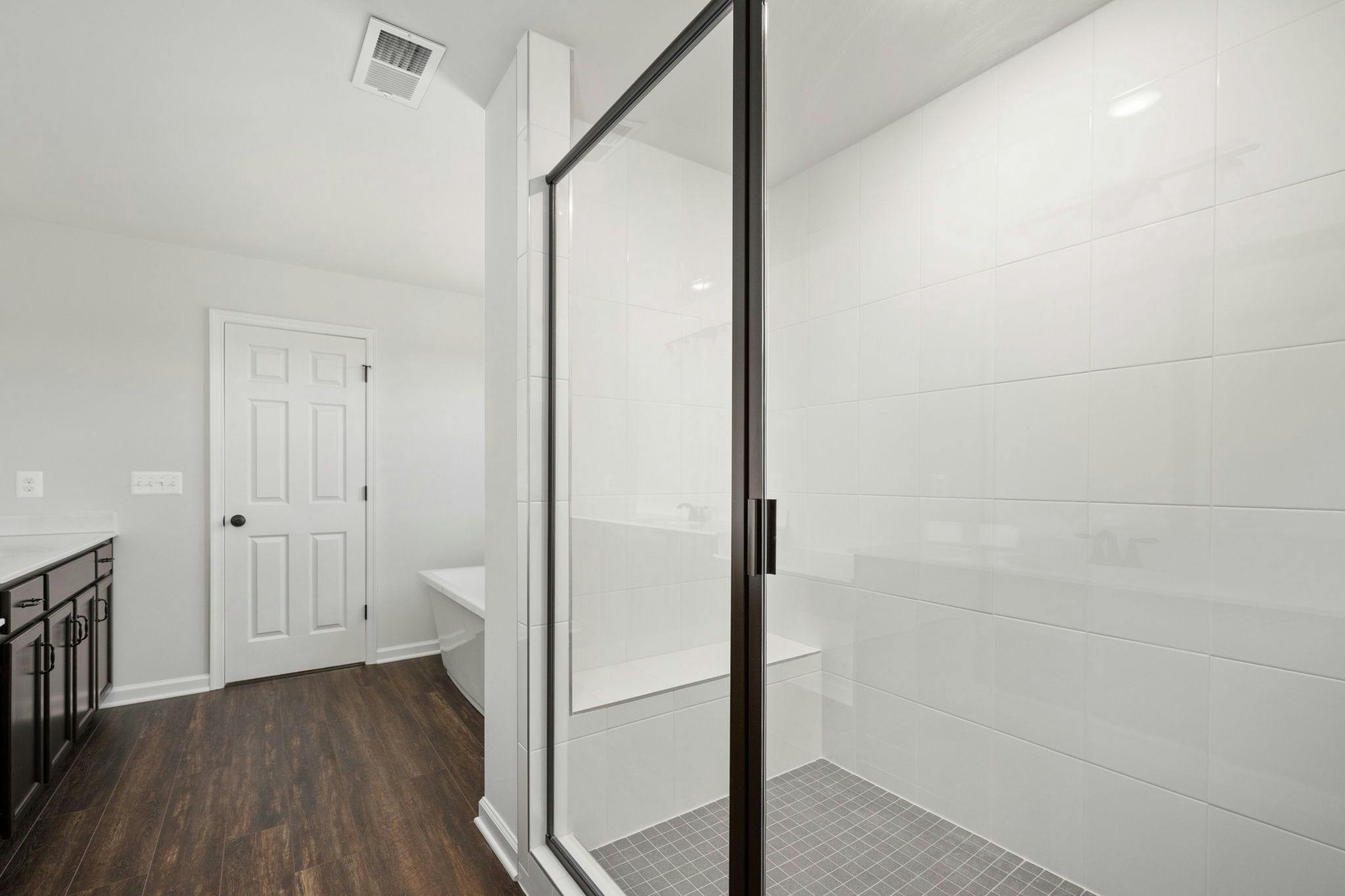 Photo Gallery Image 5