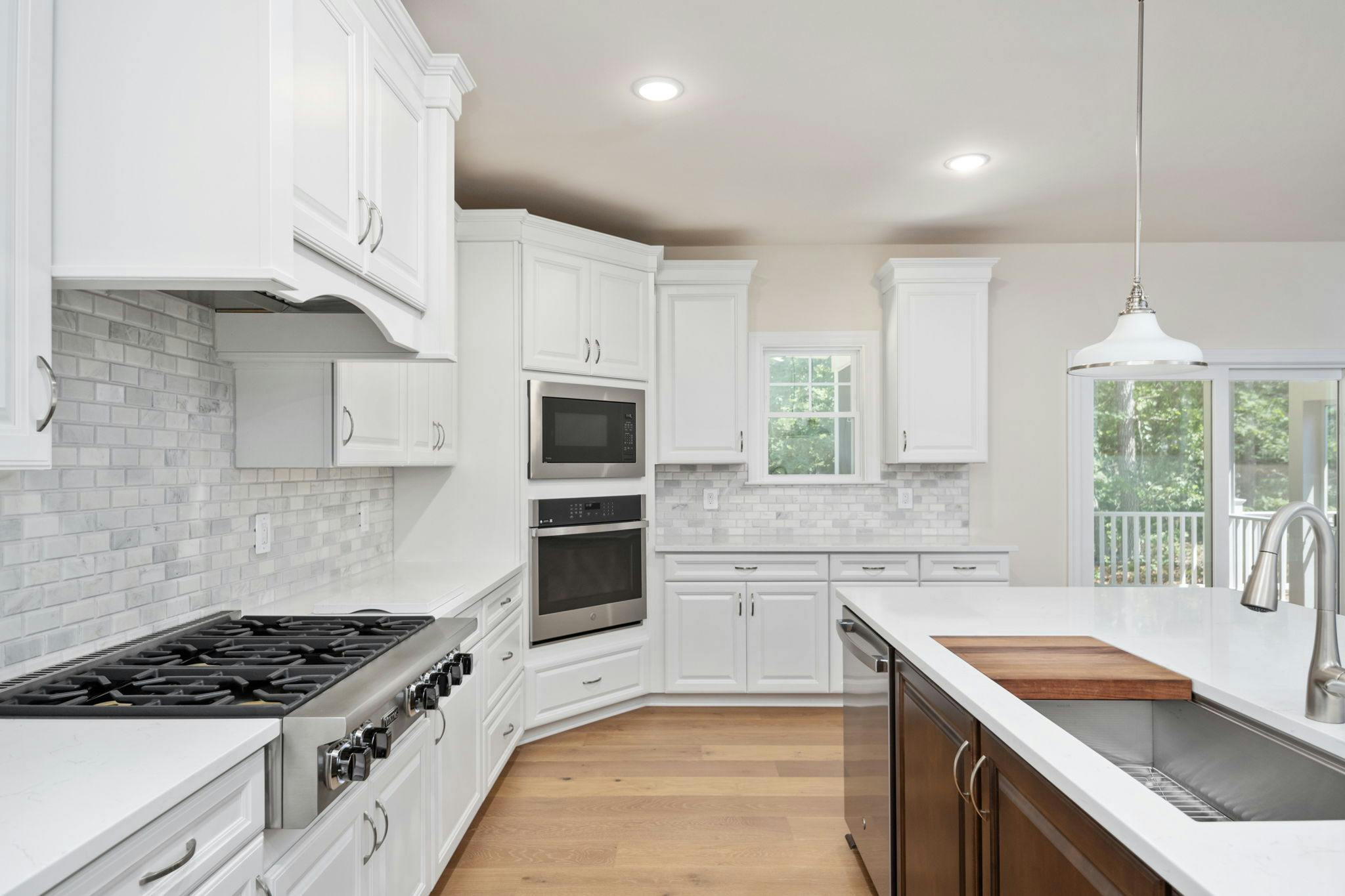 Photo Gallery Image 7