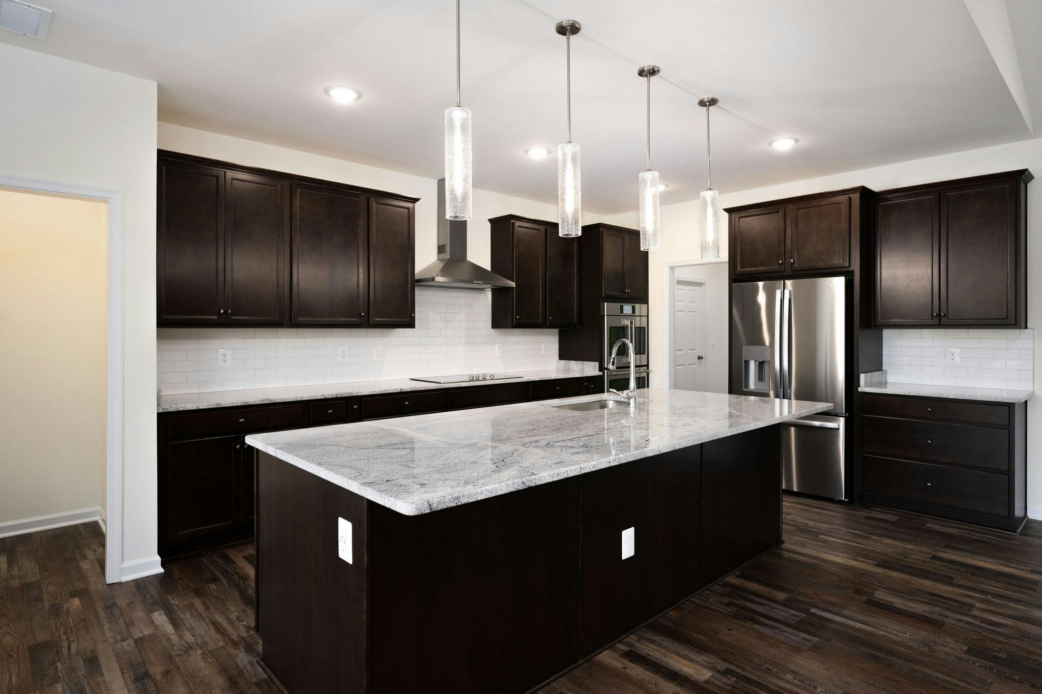 Photo Gallery Image 6