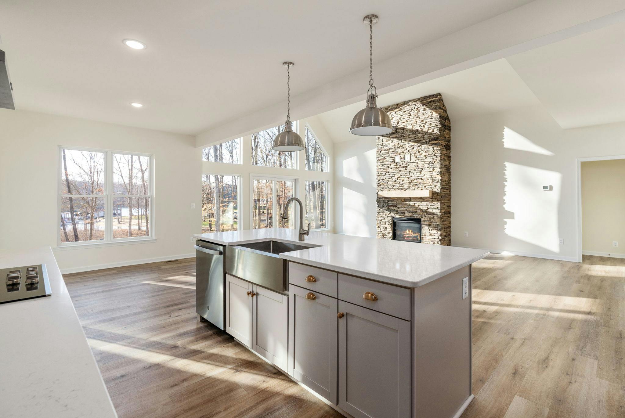 Photo Gallery Image 1