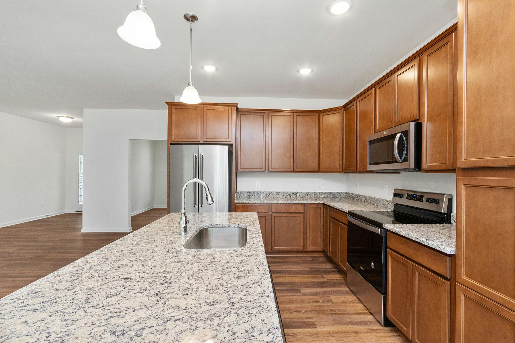 Photo Gallery Image 3