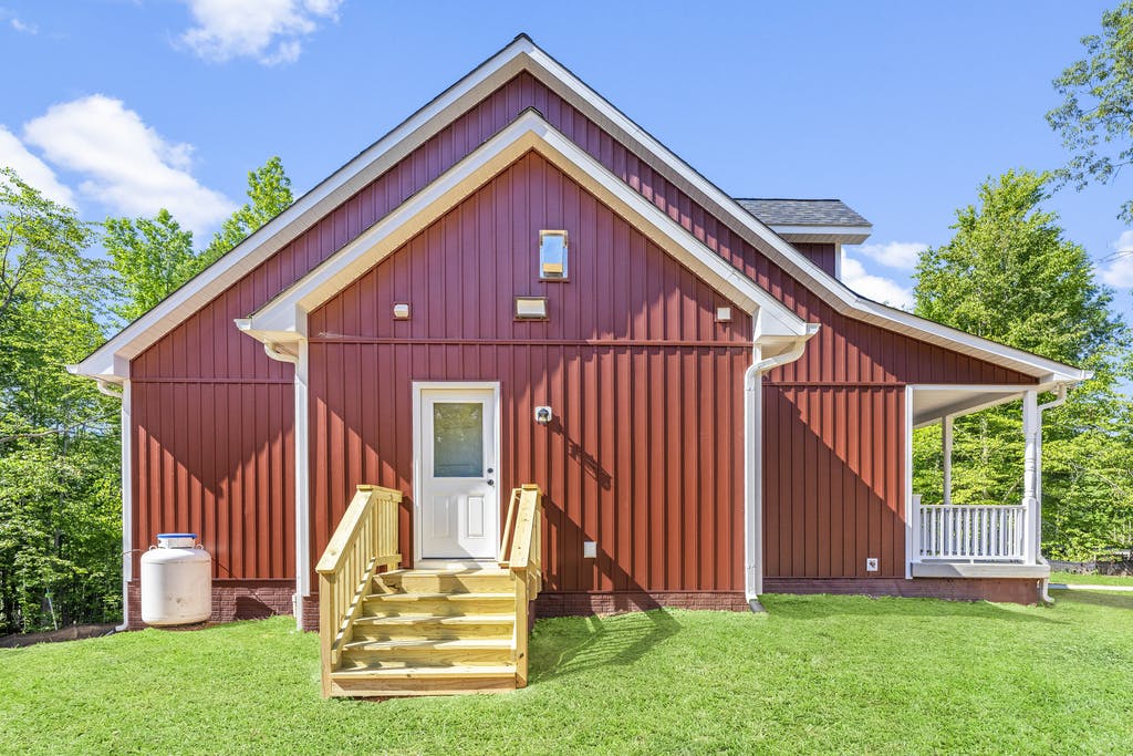 Photo Gallery Image 24