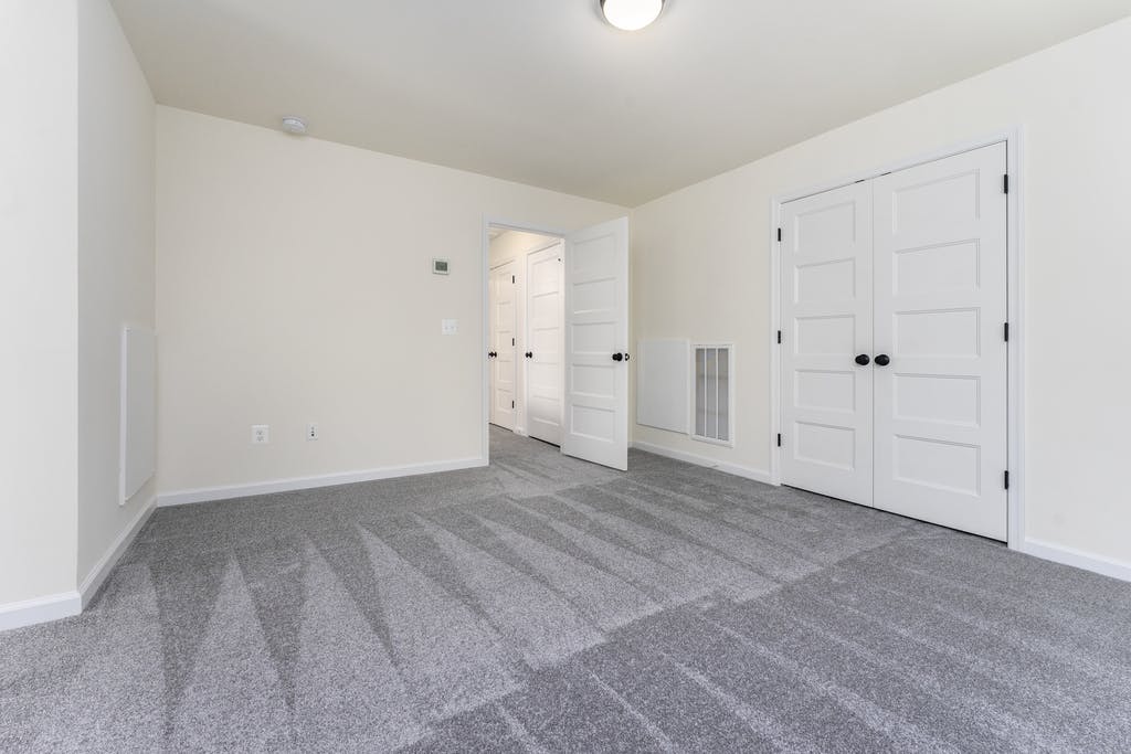 Photo Gallery Image 21