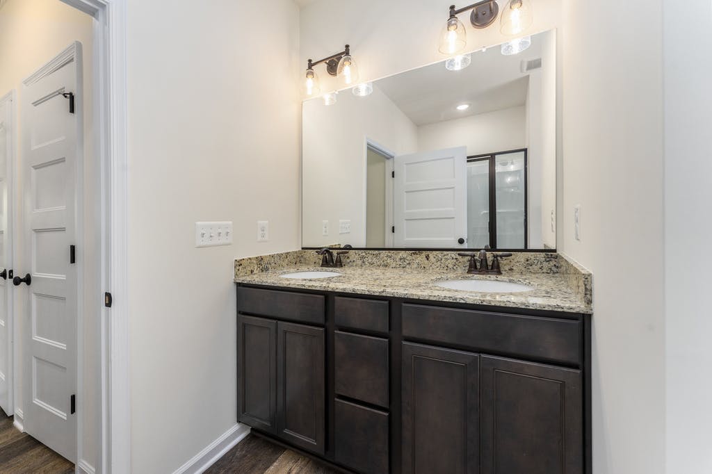 Photo Gallery Image 1