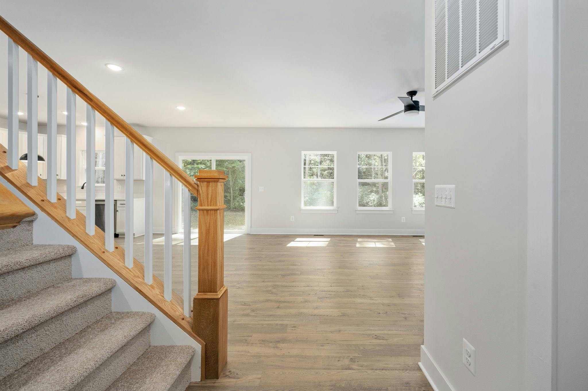 Photo Gallery Image 49