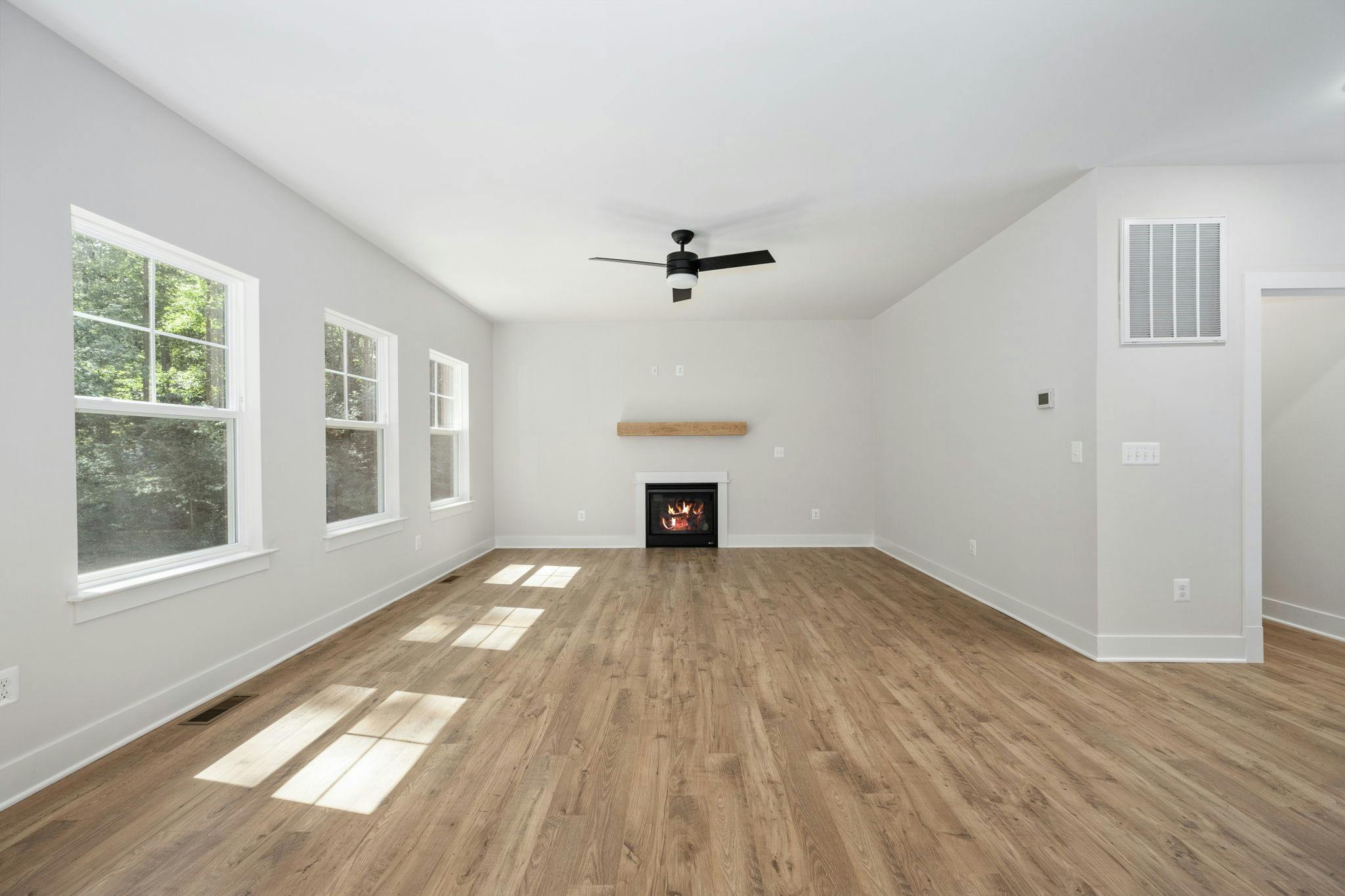 Photo Gallery Image 46