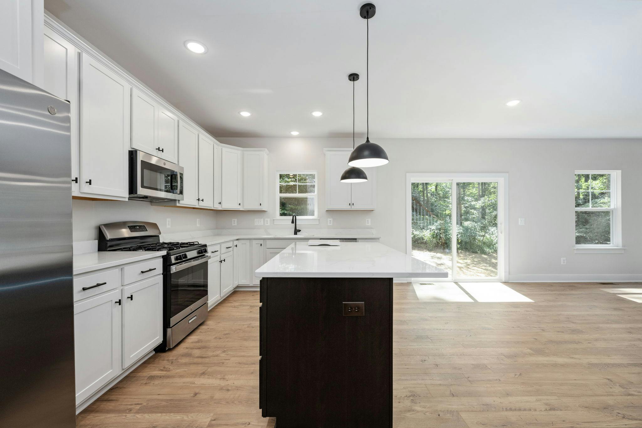 Photo Gallery Image 40