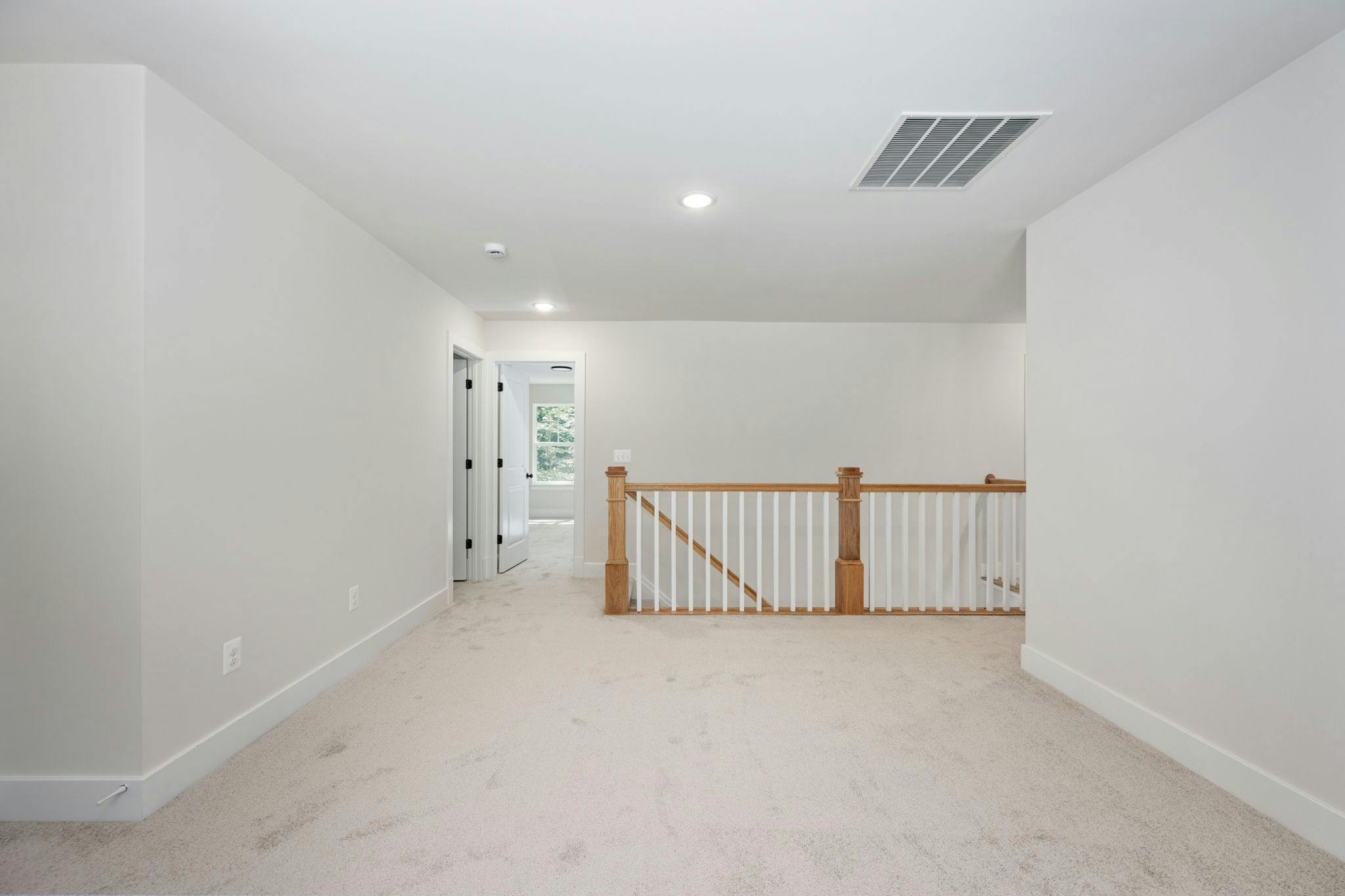 Photo Gallery Image 26