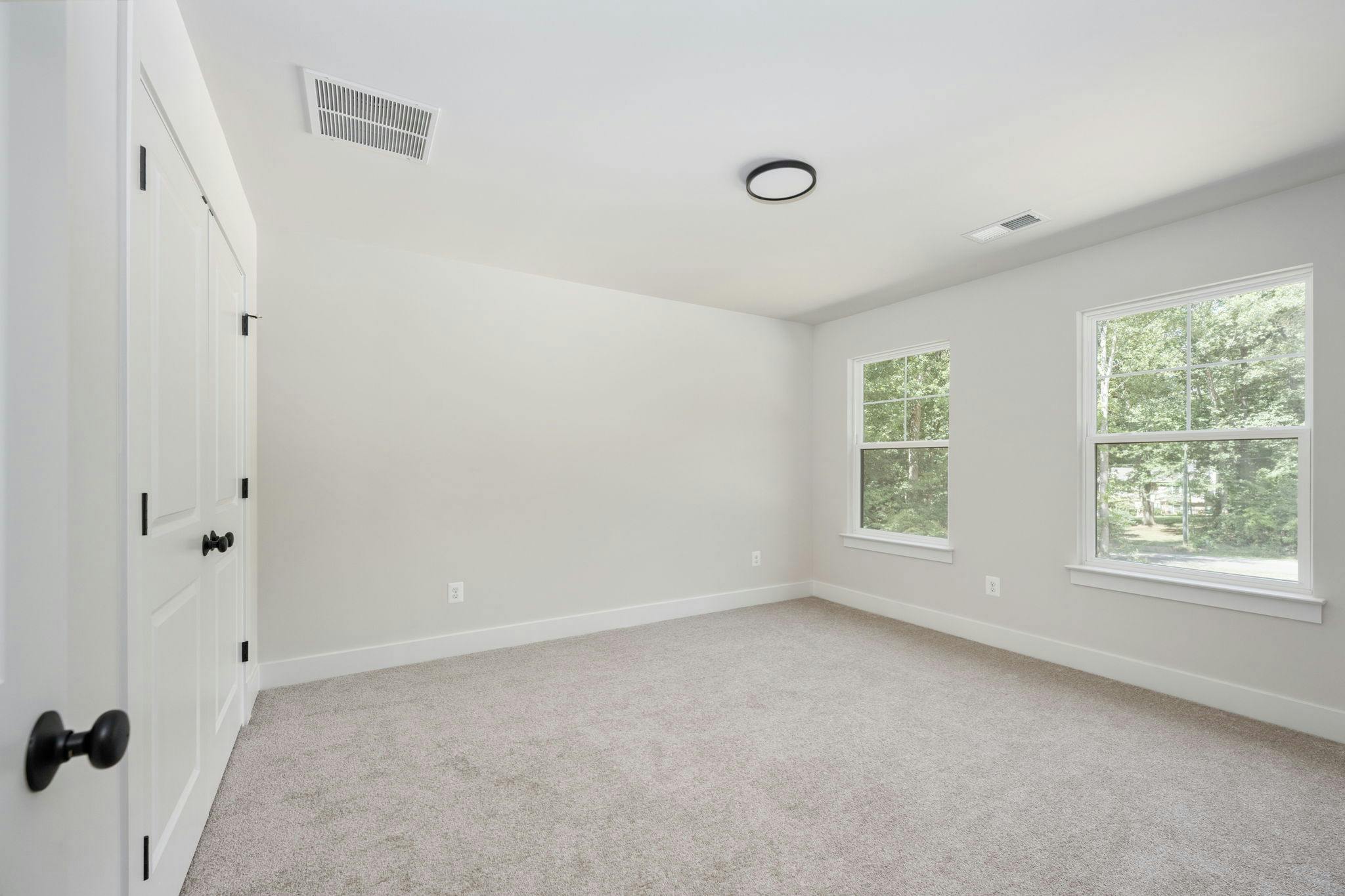 Photo Gallery Image 22