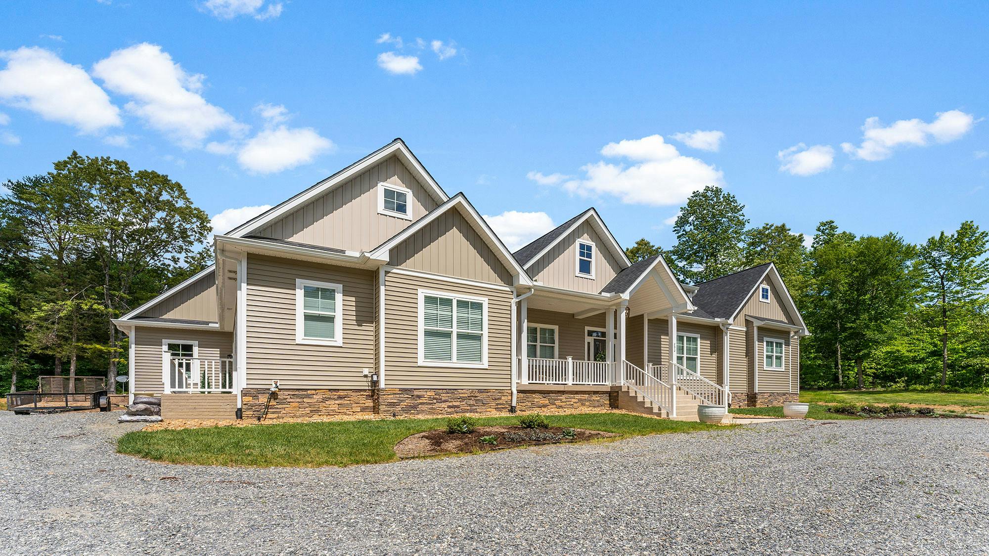 Photo Gallery Image 28