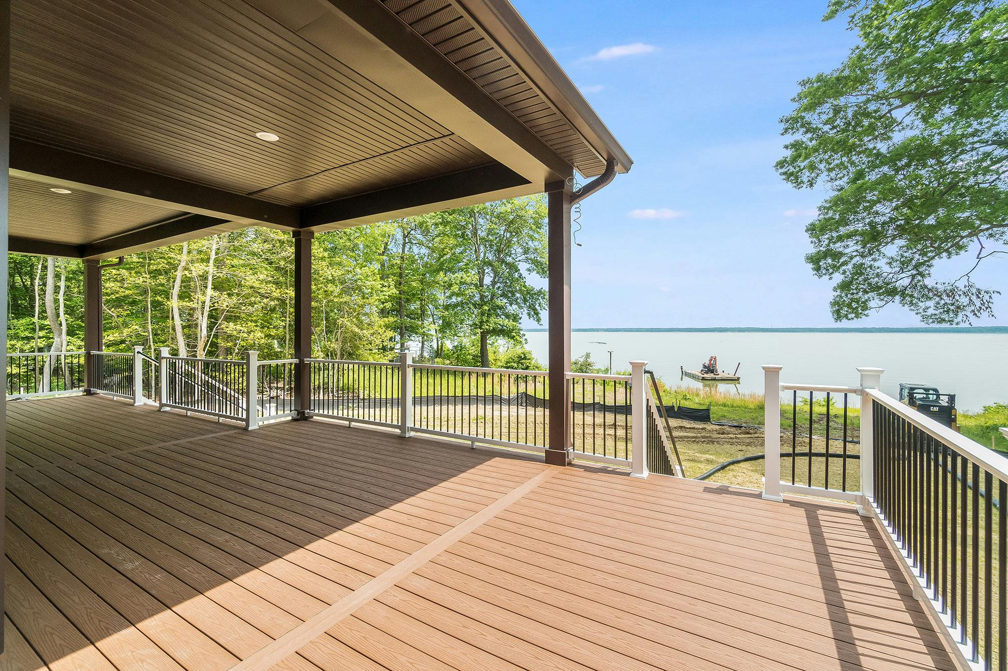 Photo Gallery Image 25