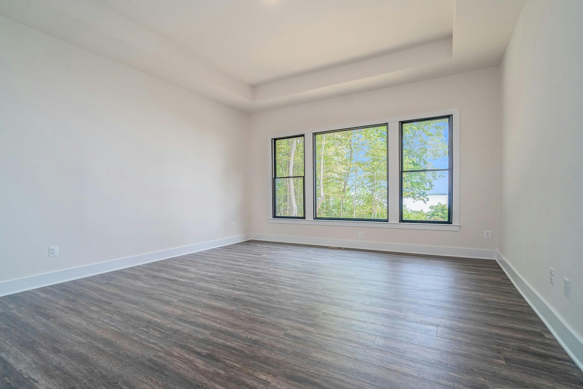 Photo Gallery Image 43