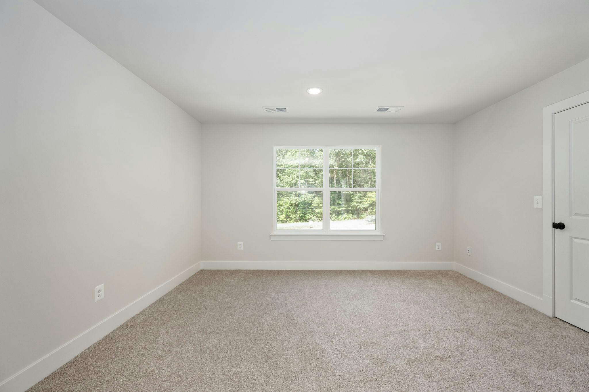 Photo Gallery Image 29