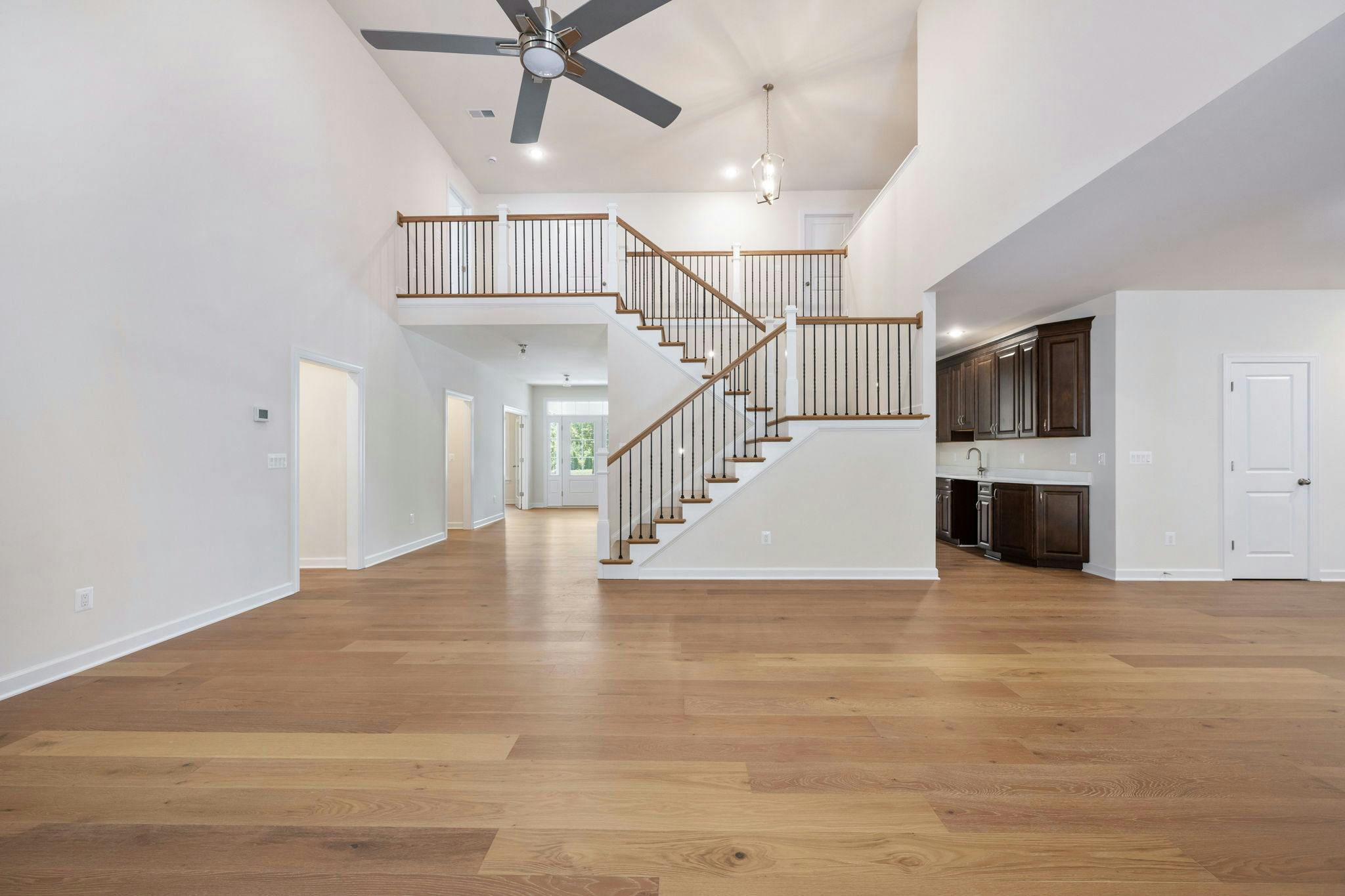 Photo Gallery Image 26