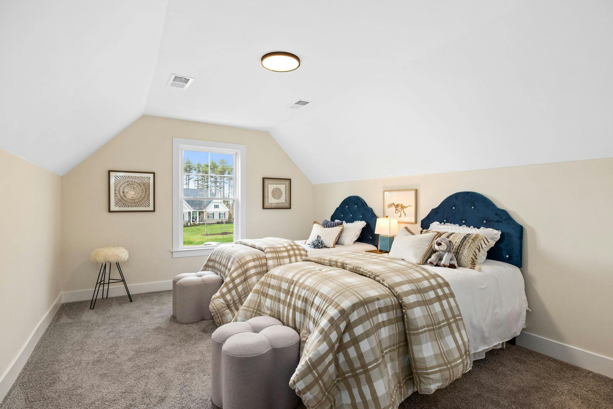 Photo Gallery Image 12