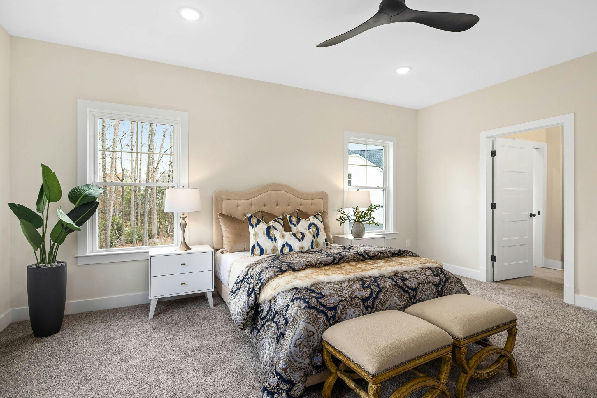 Photo Gallery Image 5