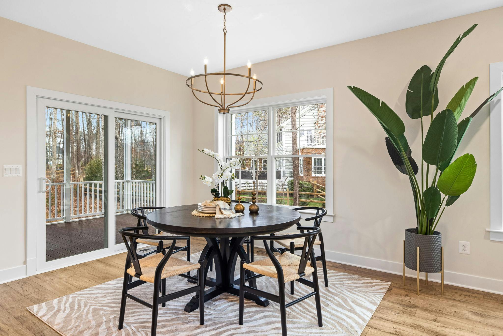 Photo Gallery Image 8