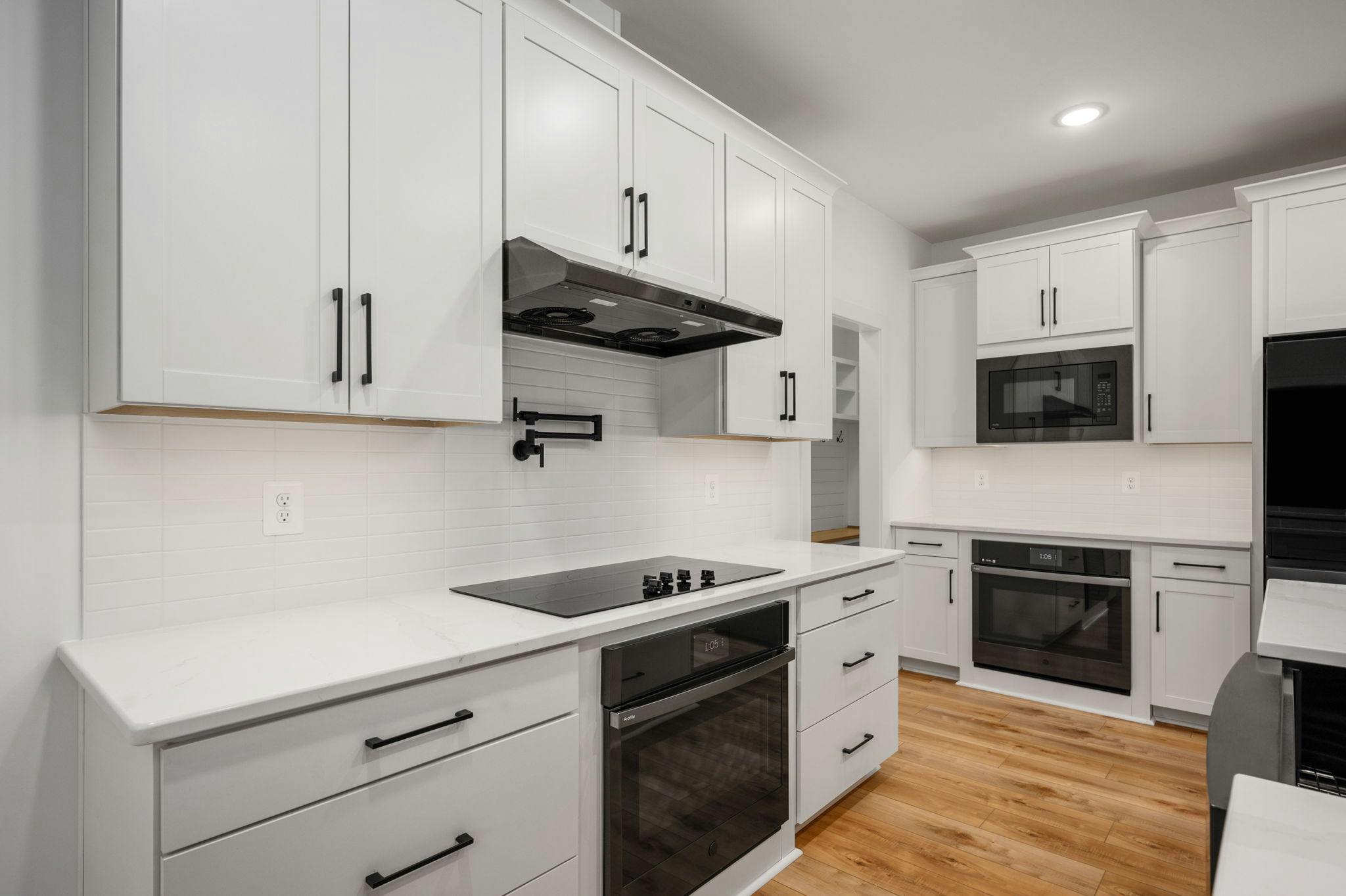 Photo Gallery Image 58