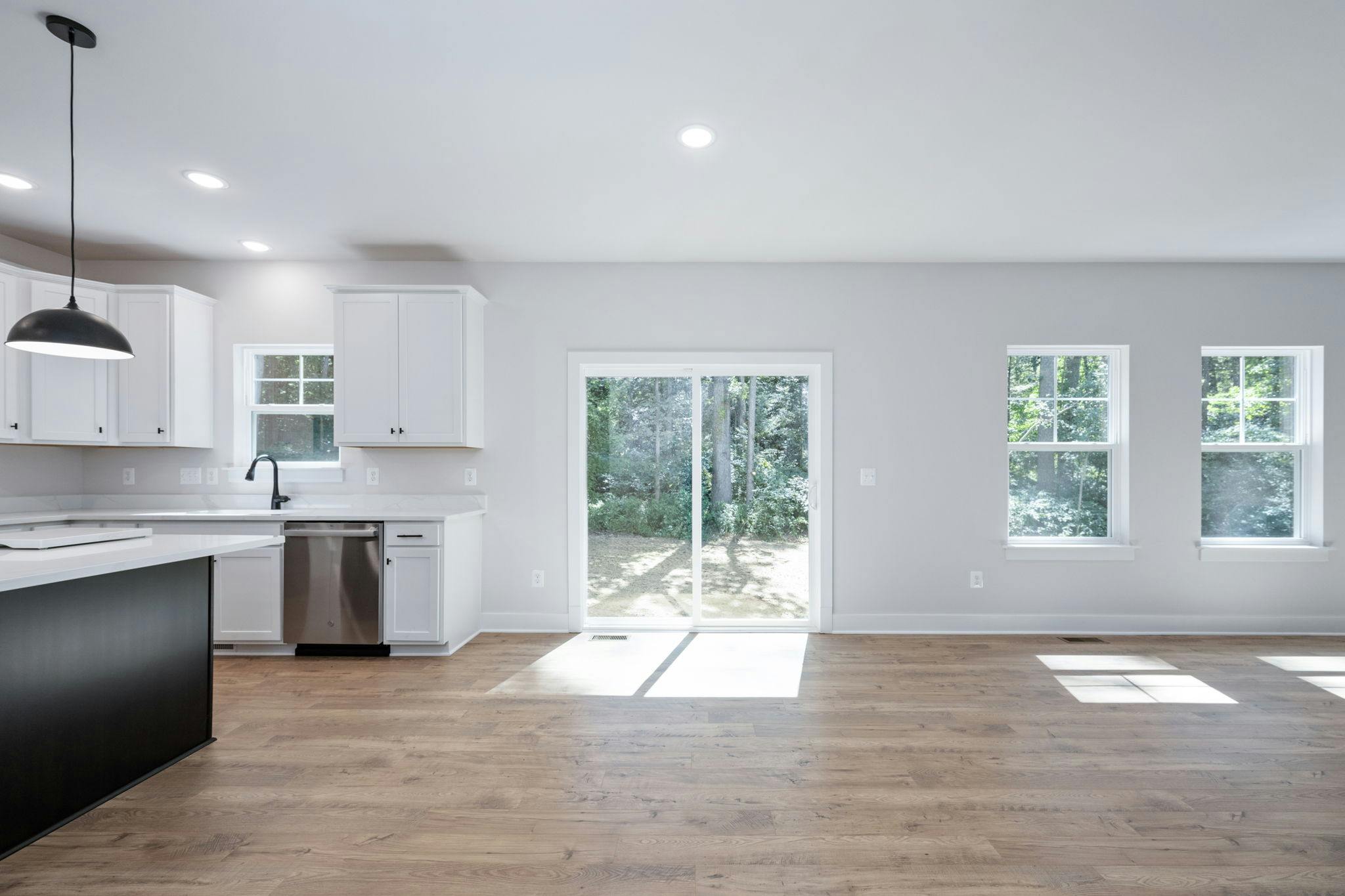 Photo Gallery Image 37